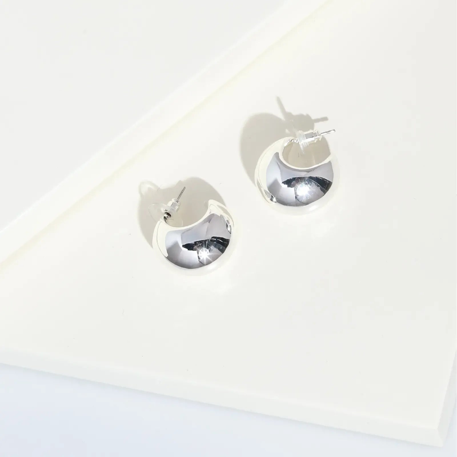 Merx Fashion Earring Shiny Silver Hoop 23mm