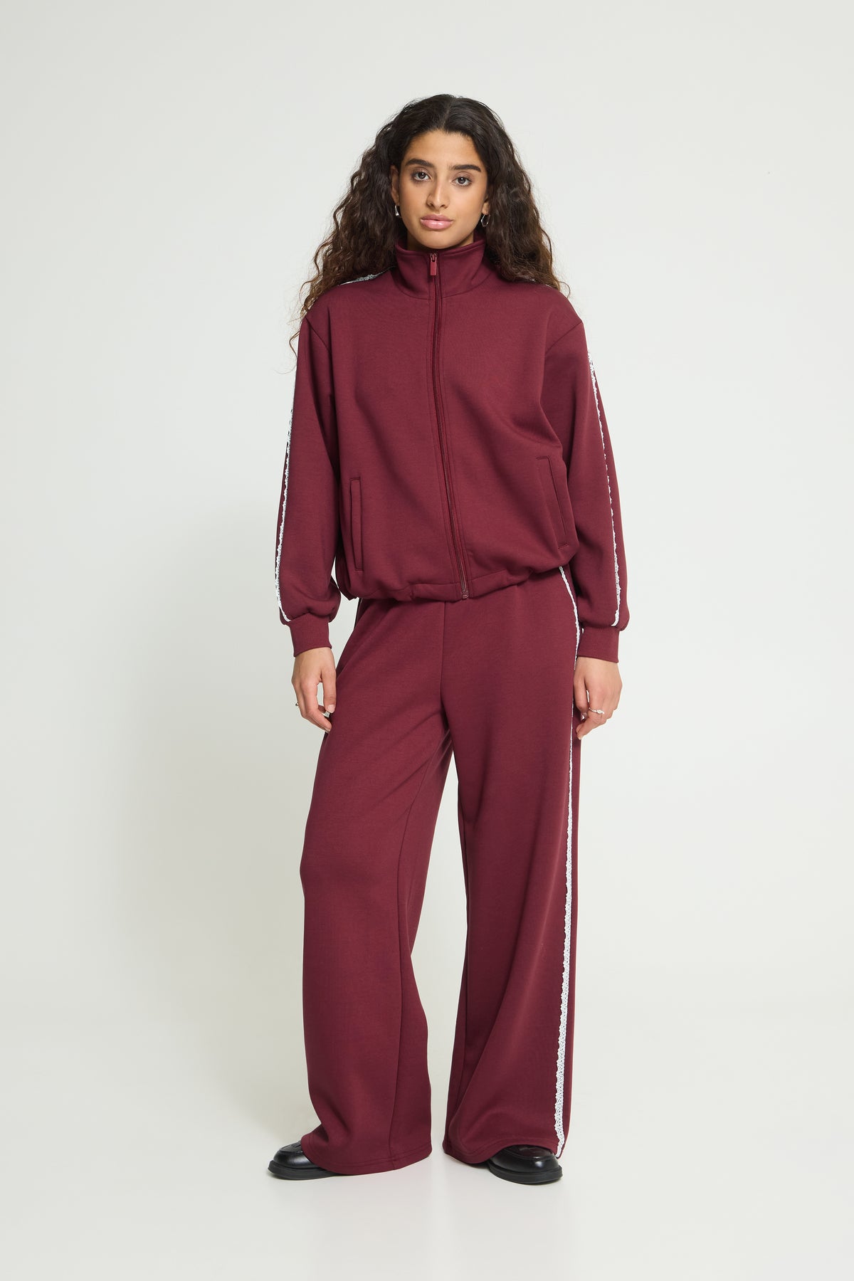 IHKATE Neo Sweats