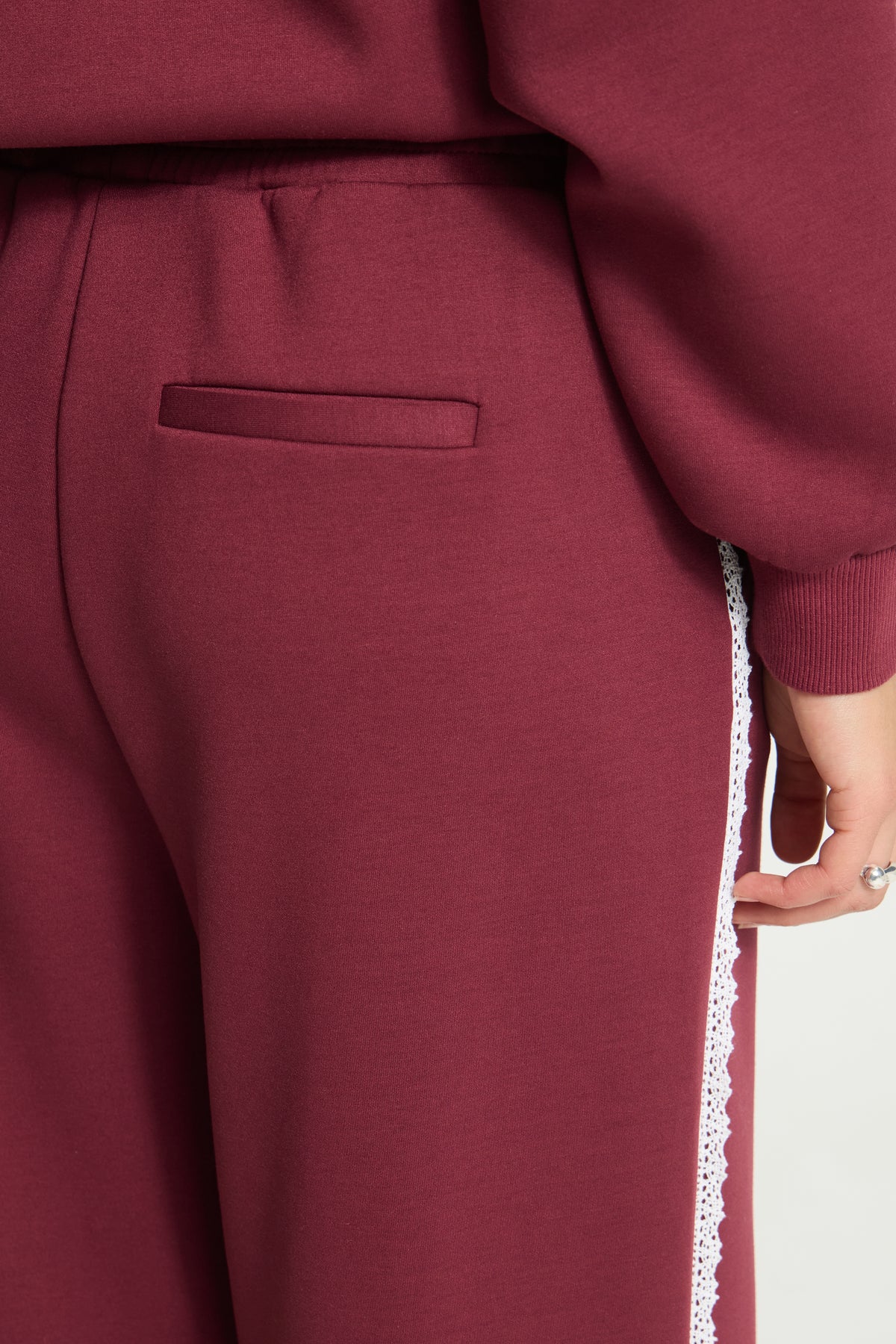 IHKATE Neo Sweats