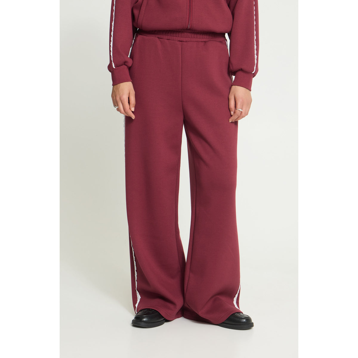 IHKATE Neo Sweats