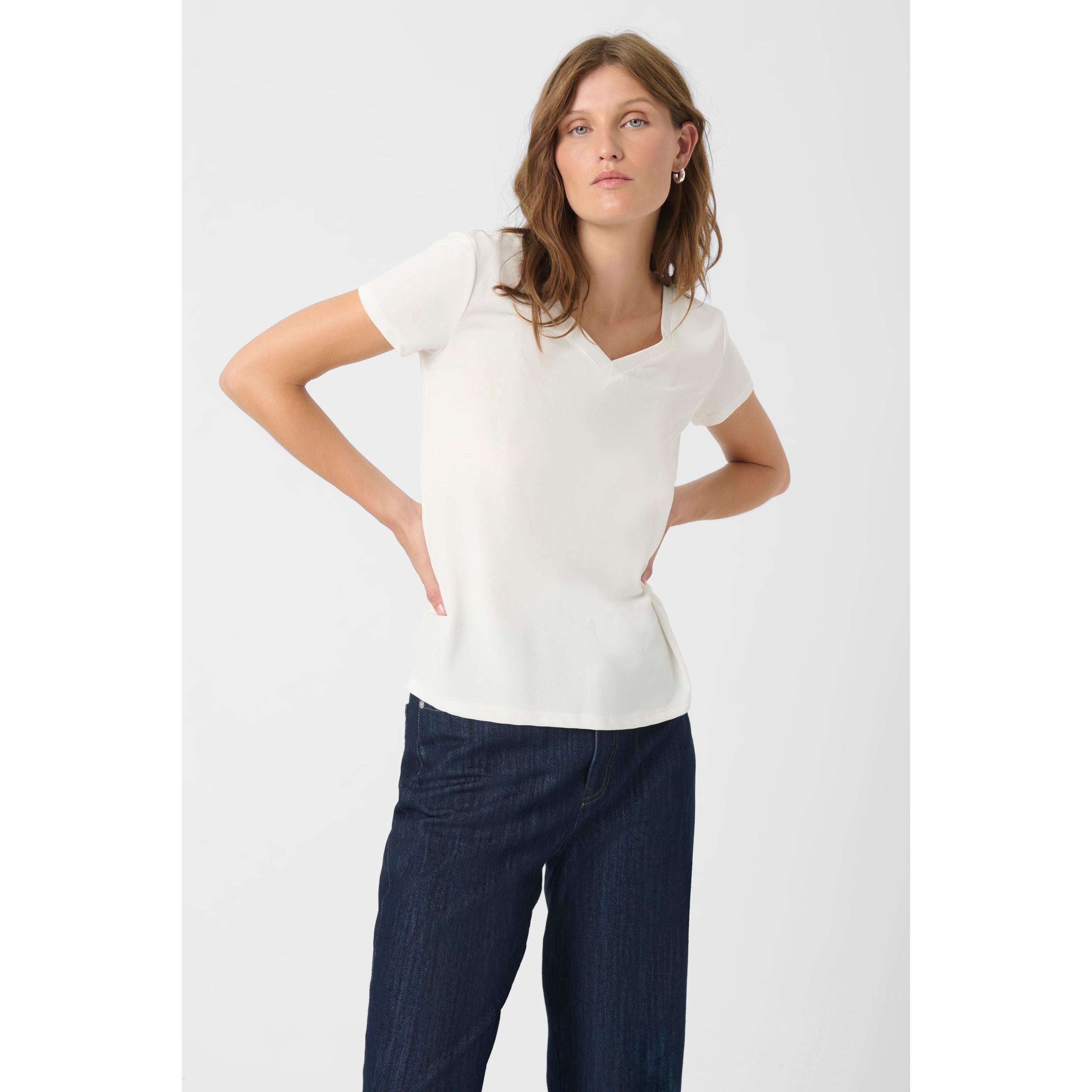 Columbine V-Neck Tee