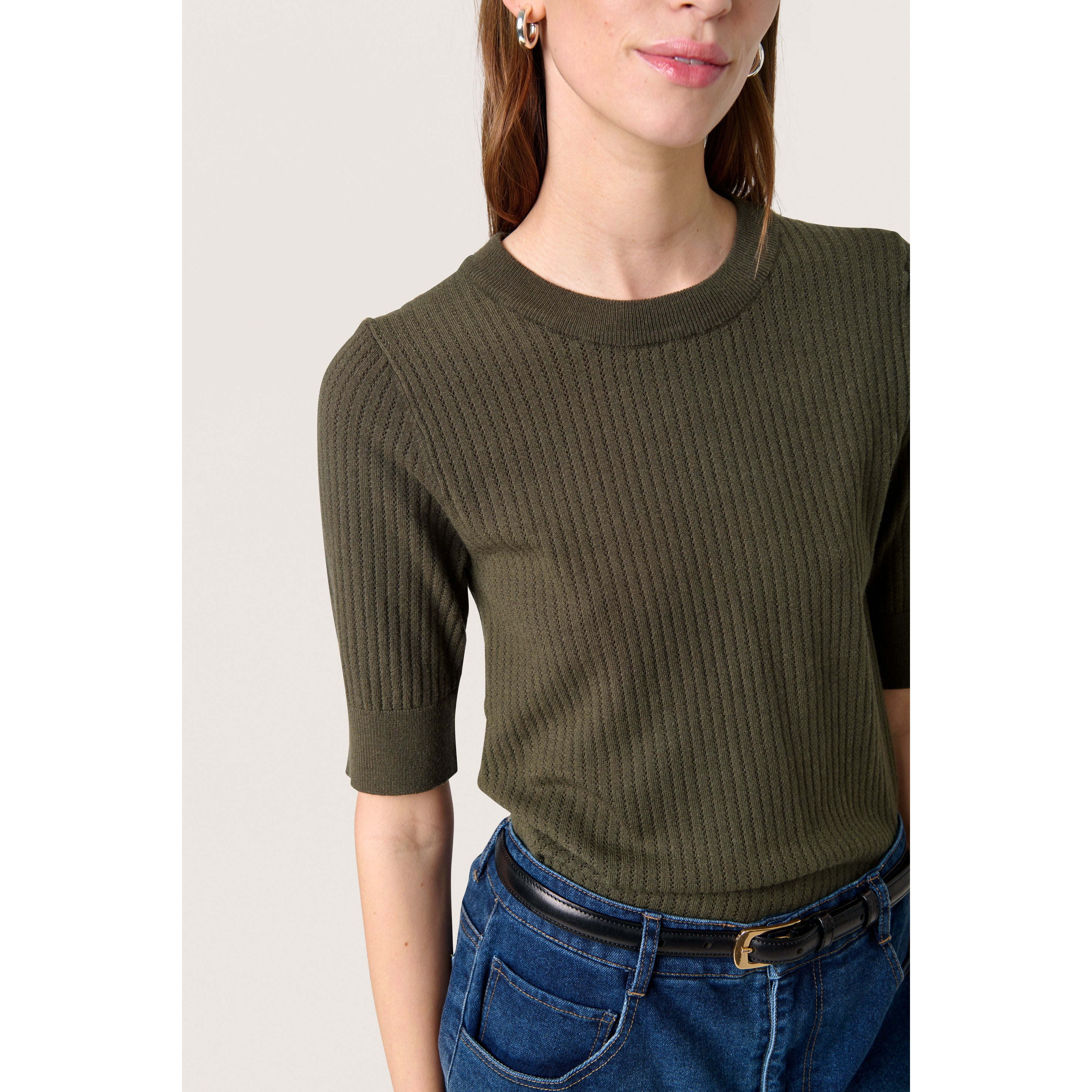 Spina Tee