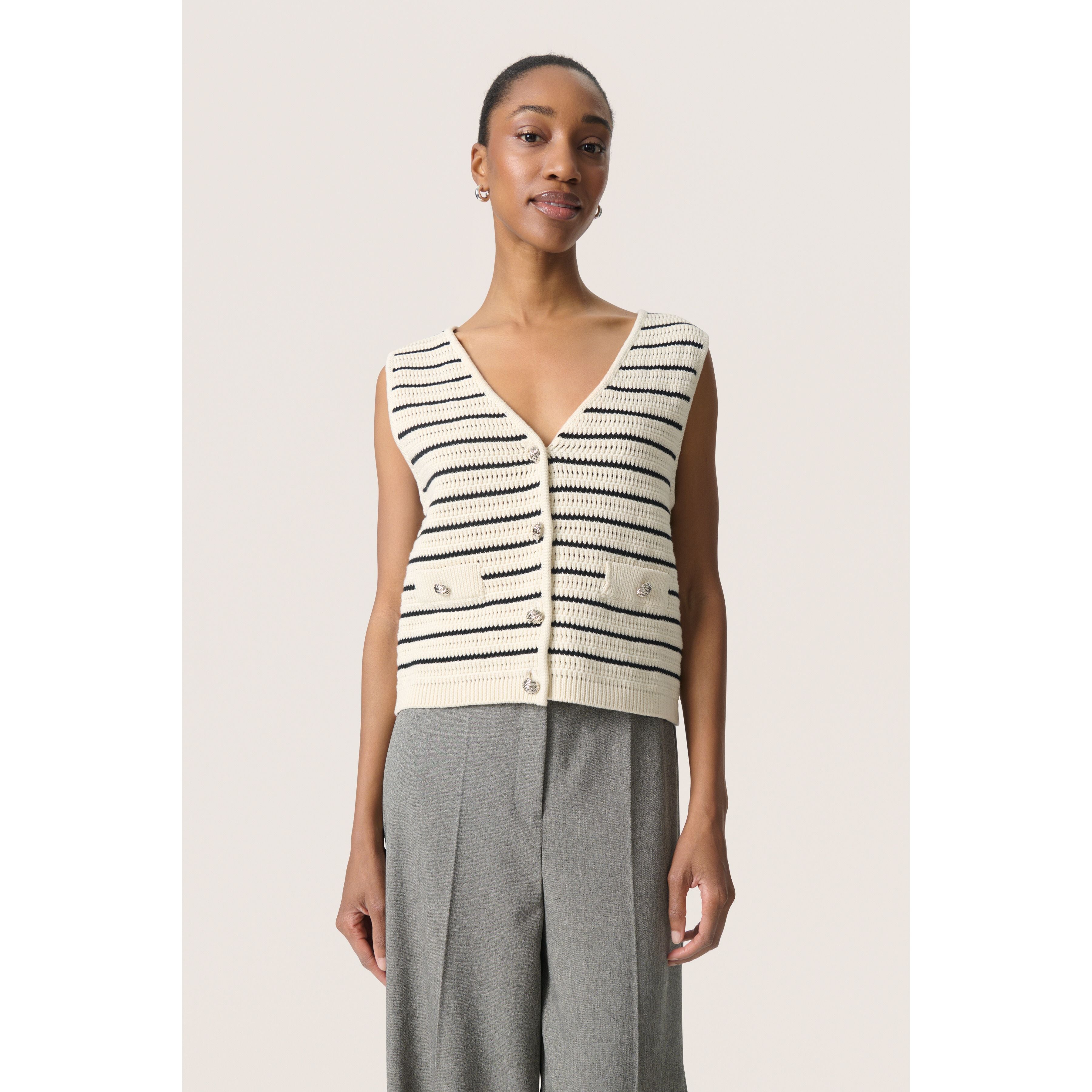 Madalena Vest