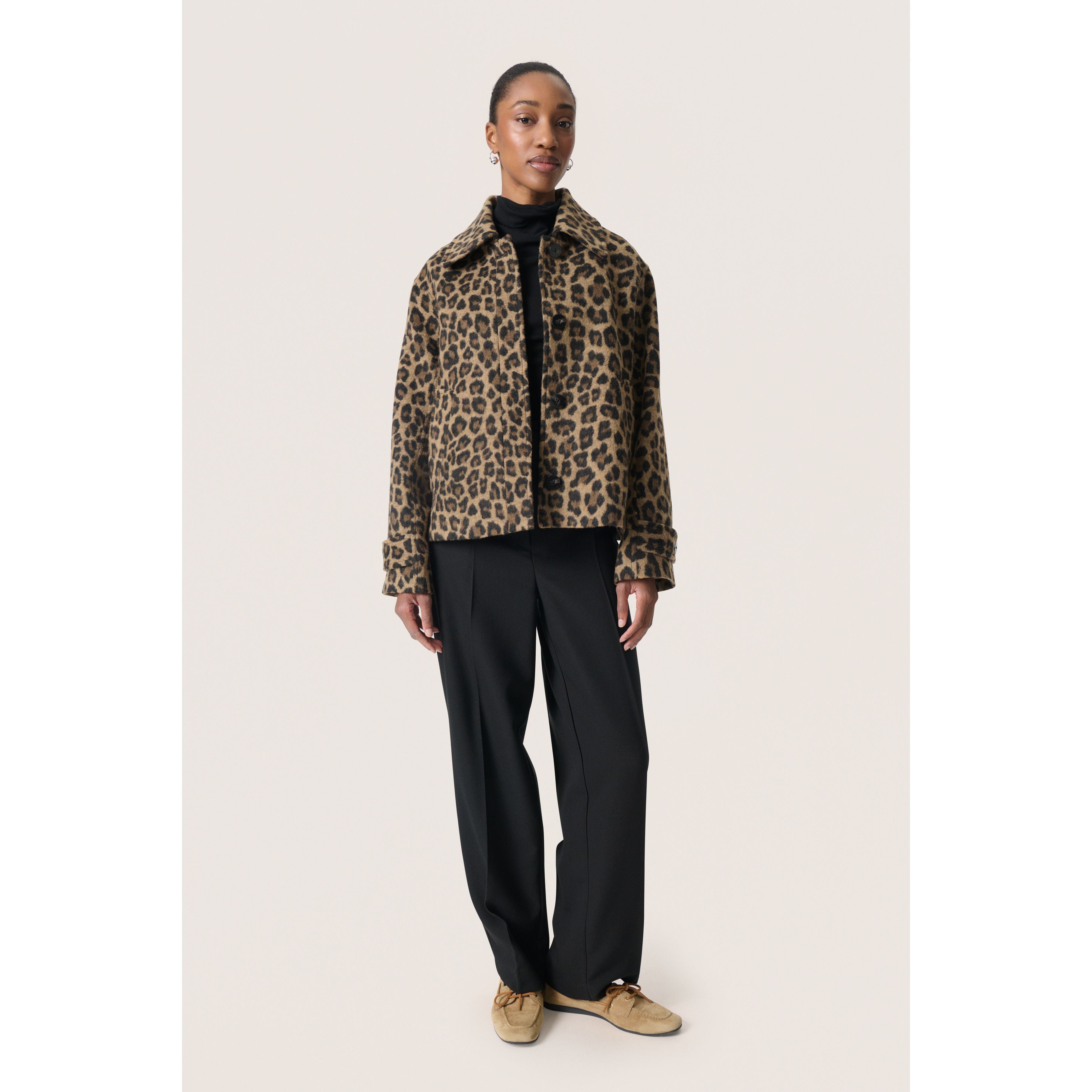 Leony Akeleje Jacket – Leopard Print