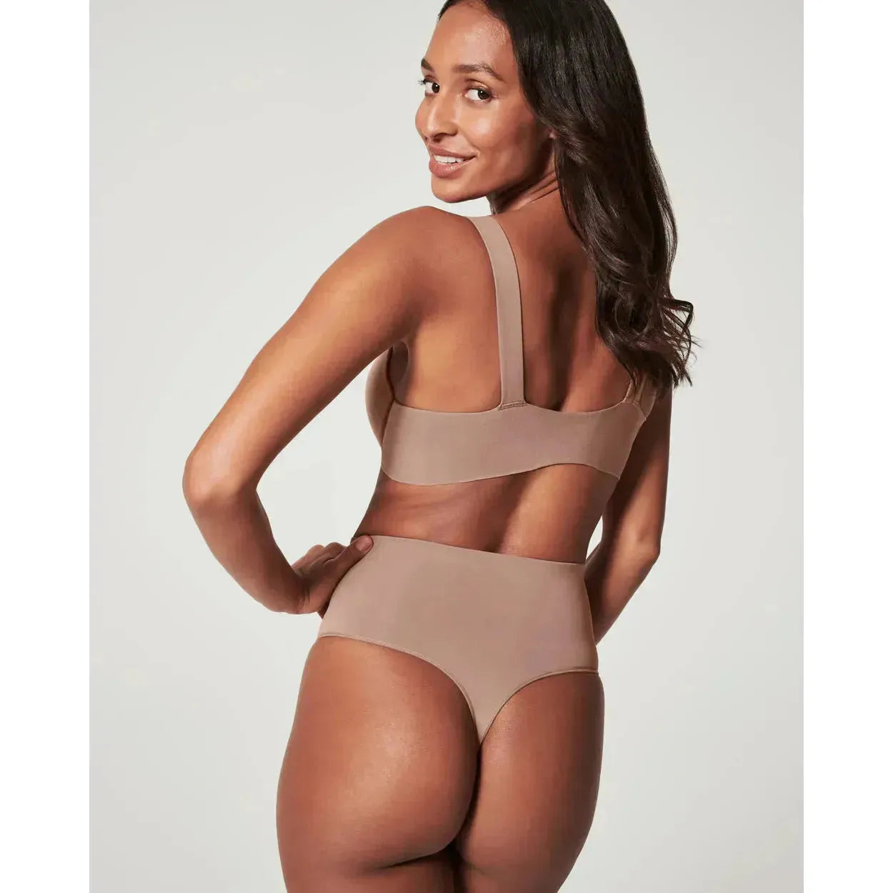 Everyday Seamless Shaping Thong