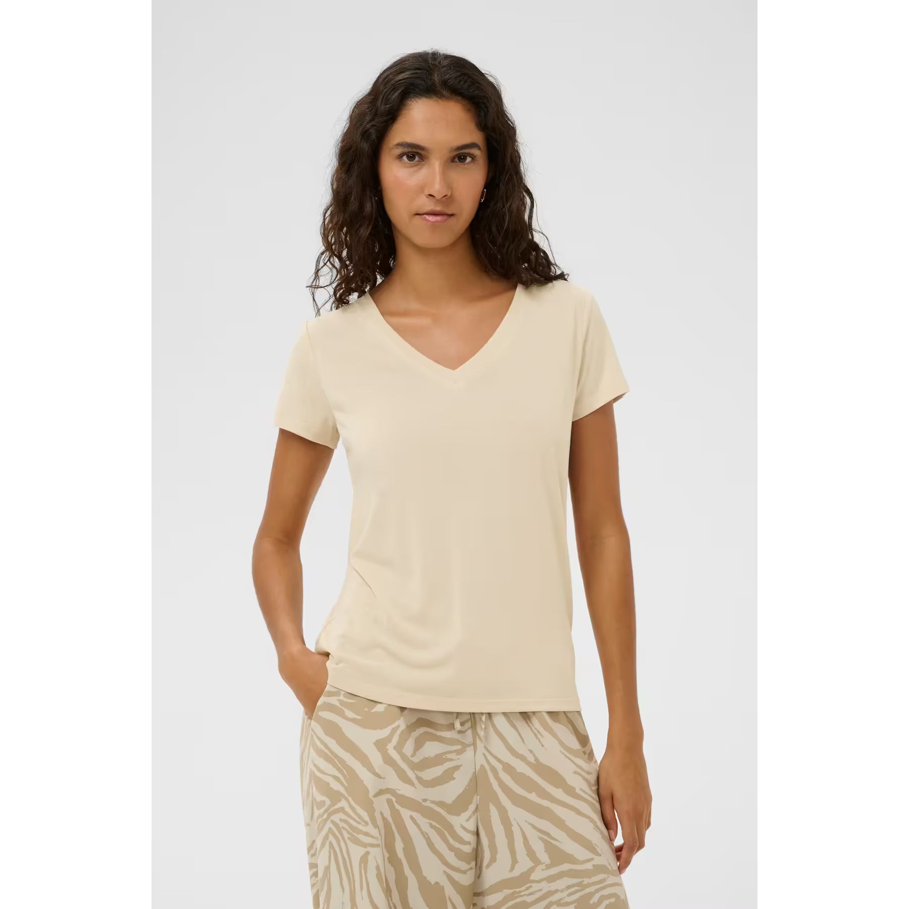 Columbine V-Neck Tee
