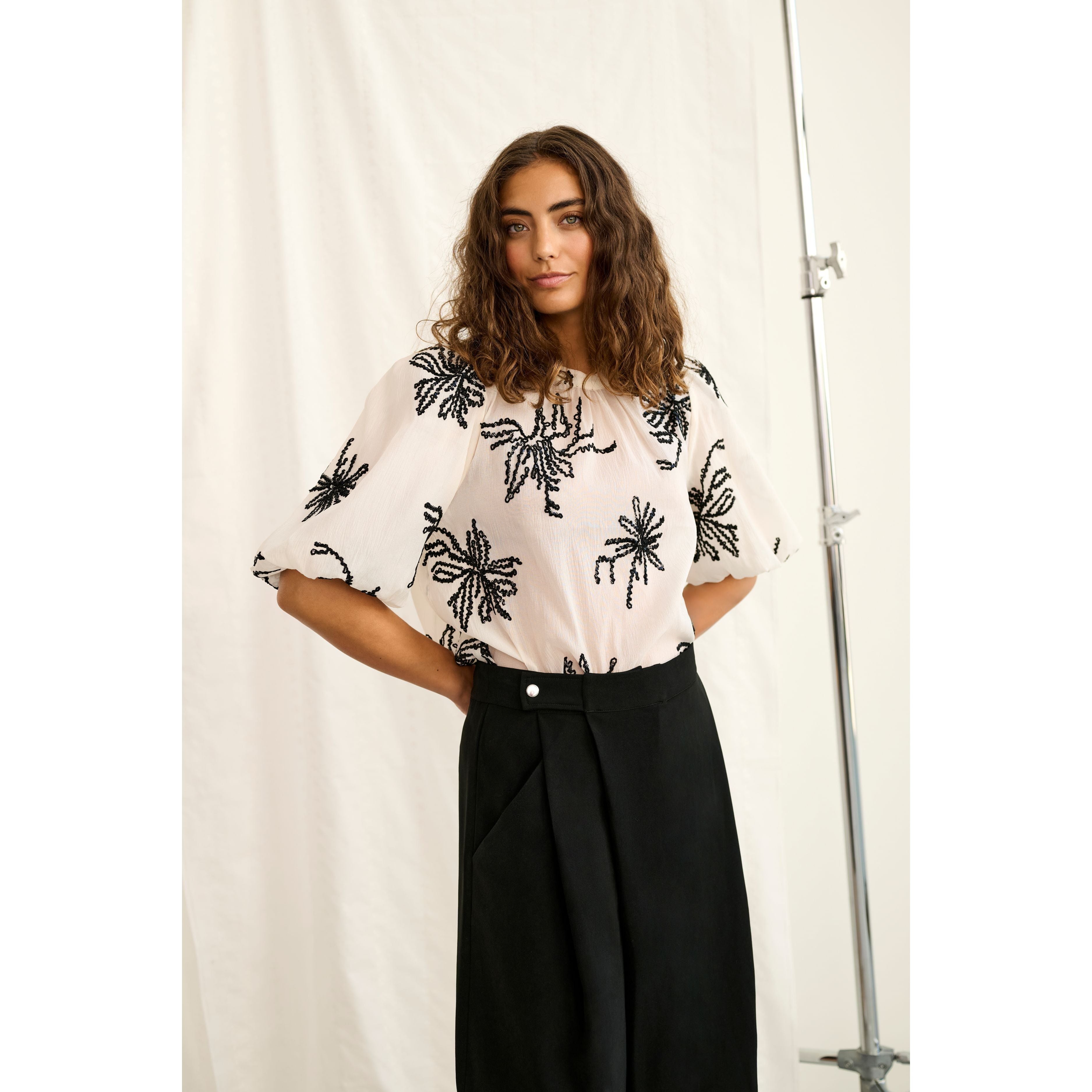 CUnalina Clara City Shorts