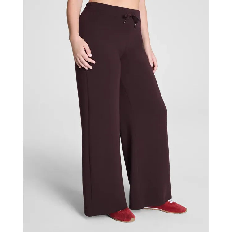SPANX® AirEssentials Wide Leg Pant