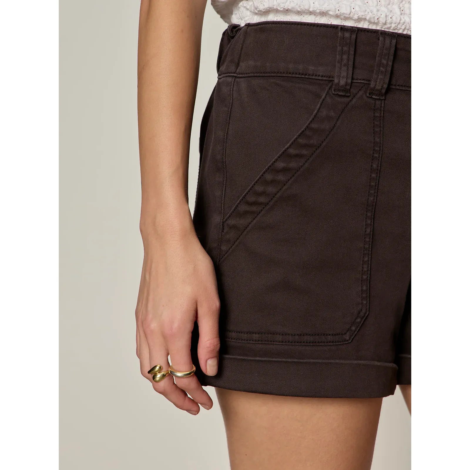 Wander On Short