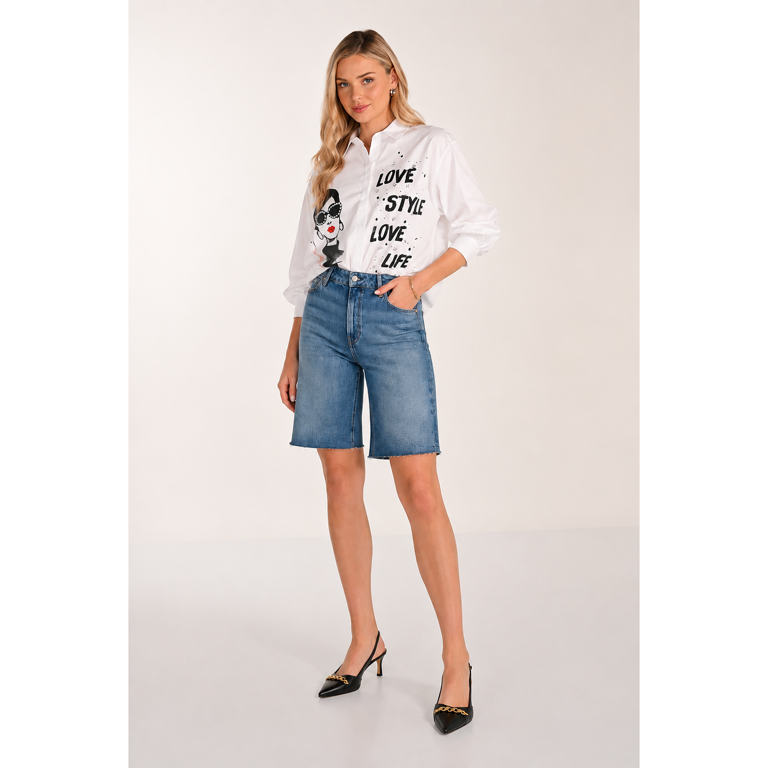 Graphic Statement Poplin Blouse Style 263766