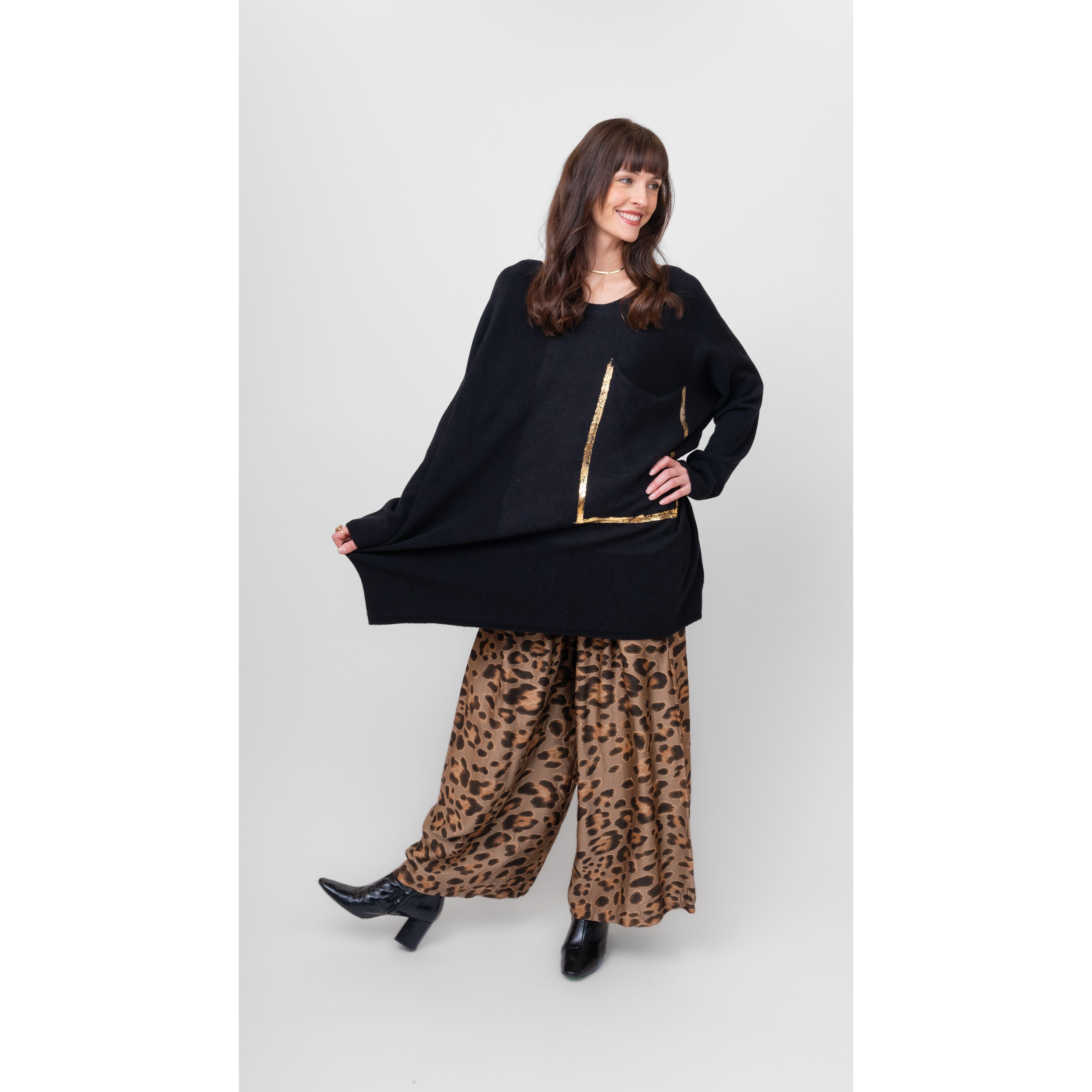 Oversized Black Pullover