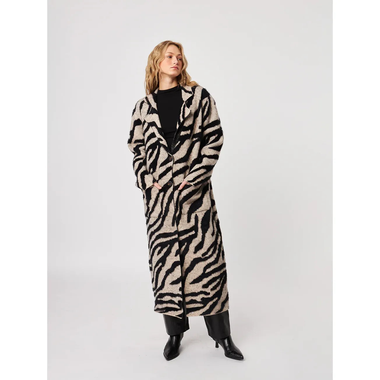 Rashad Long Cardigan – Shadow Zebra