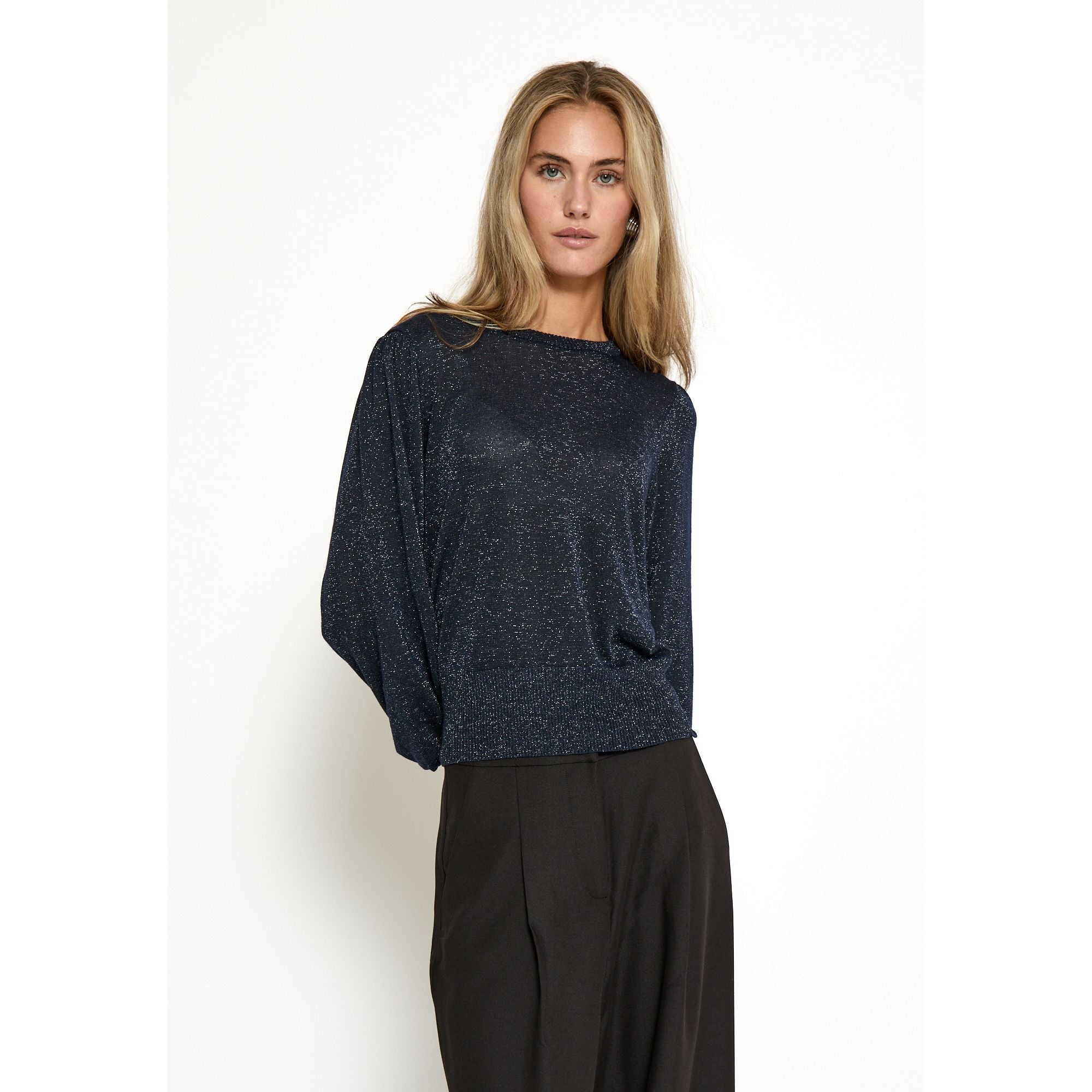 Liva Long Sleeve Pullover