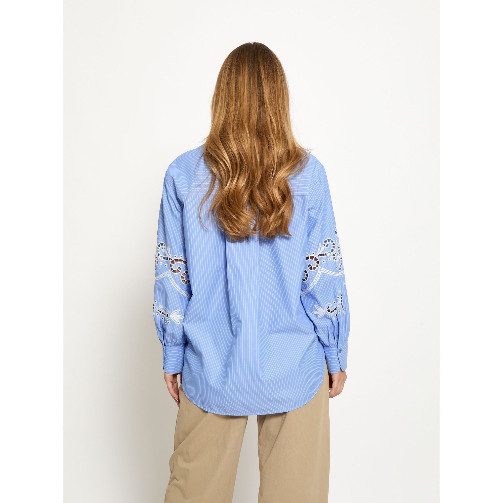 Netty Shirt