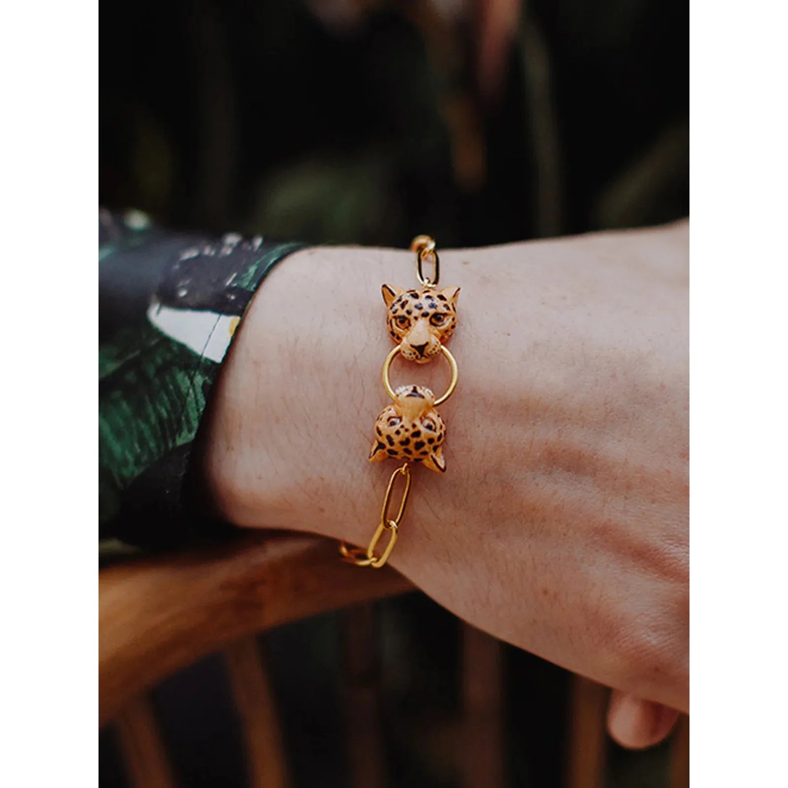 Leopard Biting Ring Bracelet