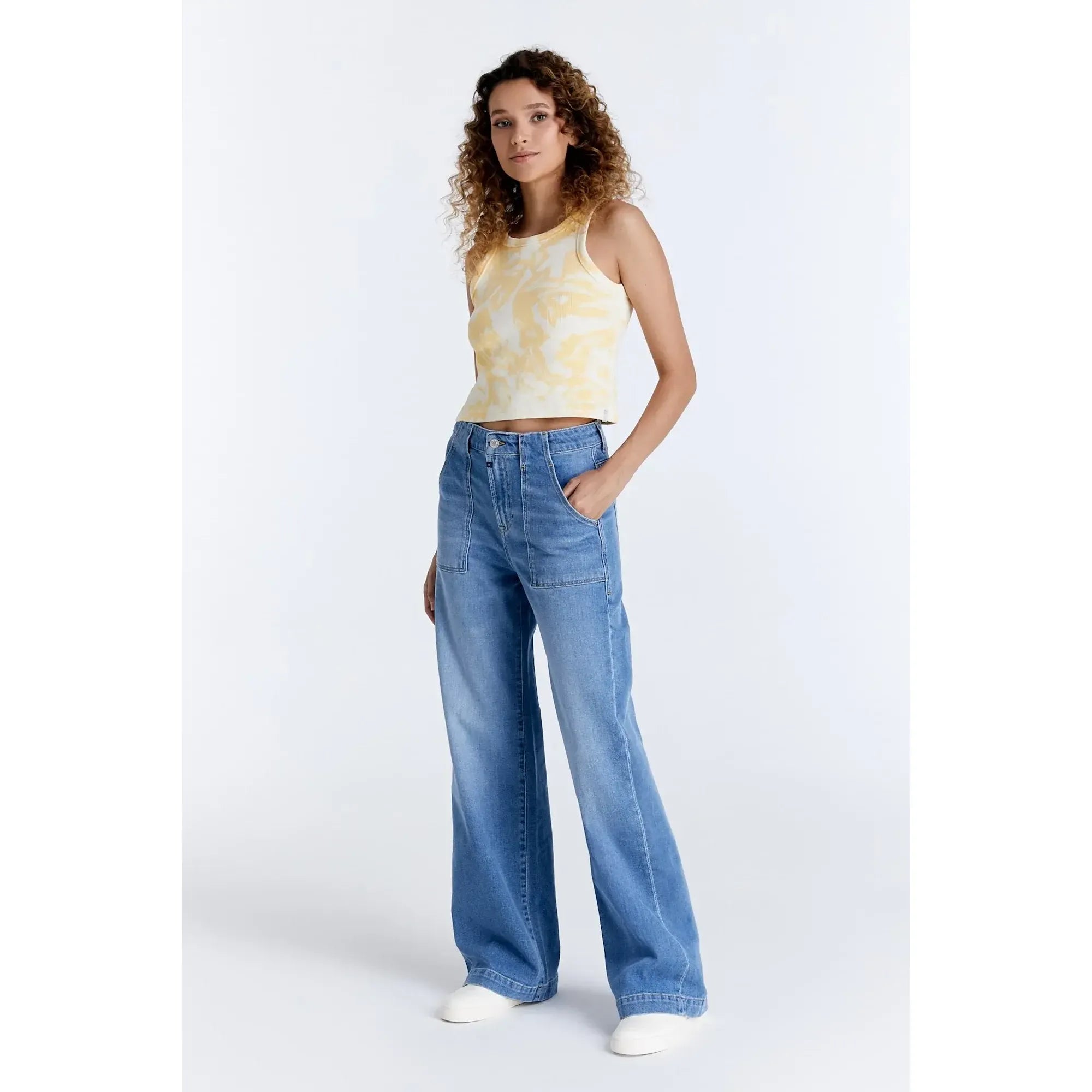 Lulu High Waisted Wide Leg Jeans