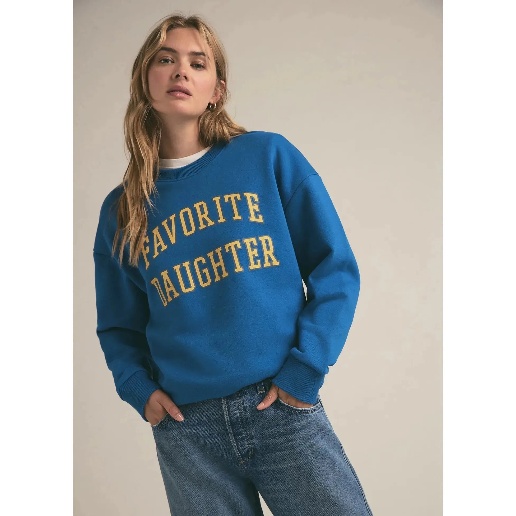 THE COLLEGIATE SWEATSHIRT