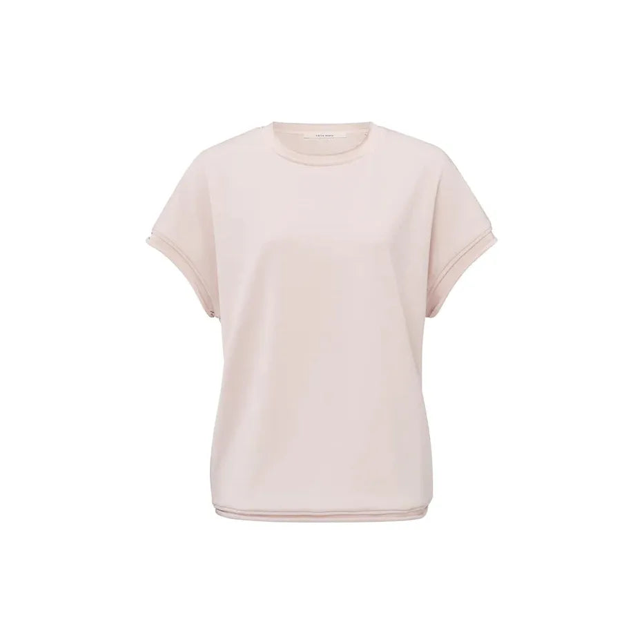 Heavy weight top with short sleeves and raw-edge finish