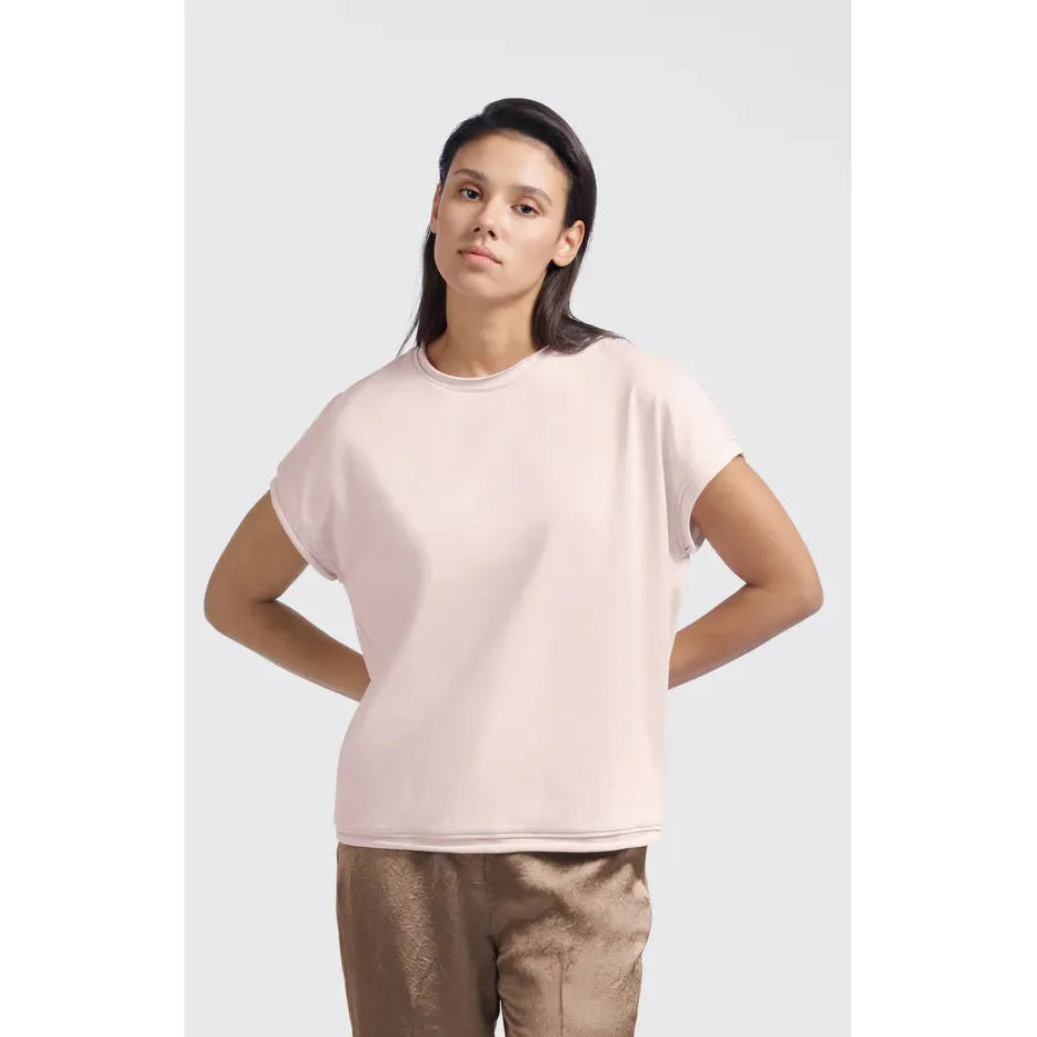 Heavy weight top with short sleeves and raw-edge finish