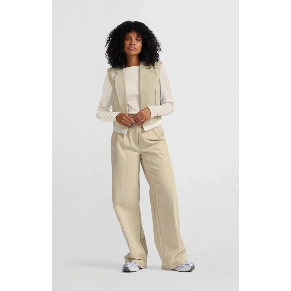 Elise Ribbed Button-Sleeve Top