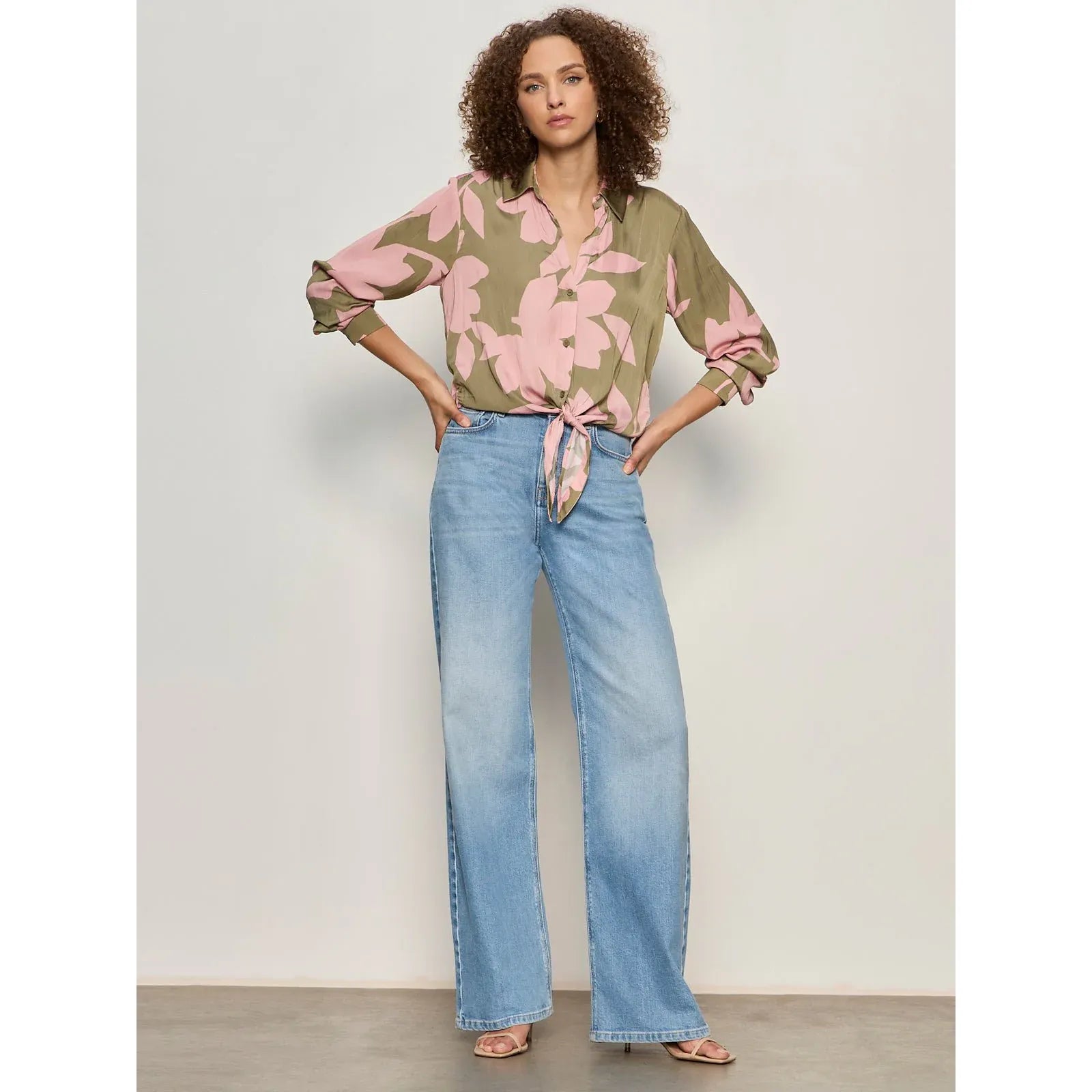 Lover Tie Shirt Pink Silhouette