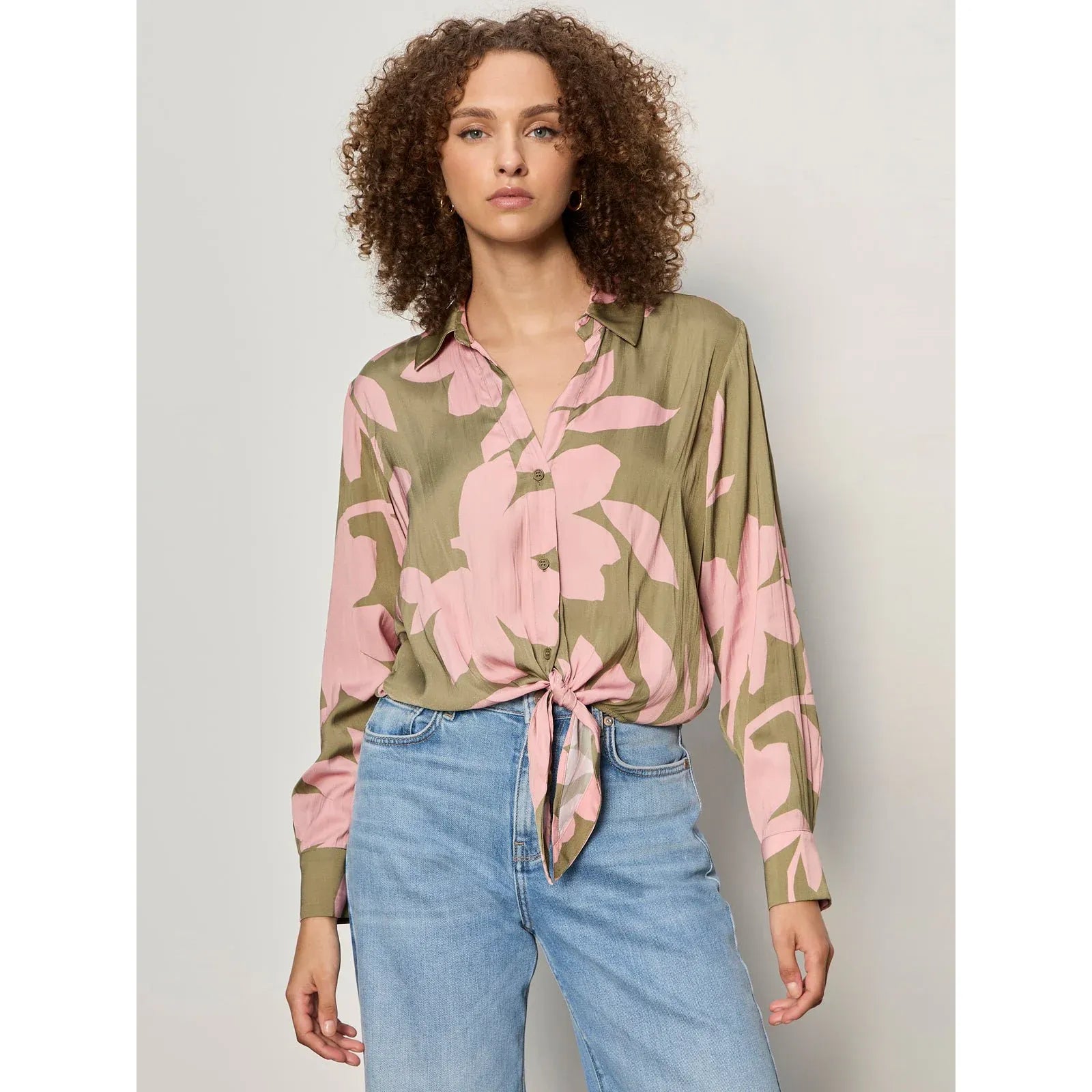 Lover Tie Shirt Pink Silhouette