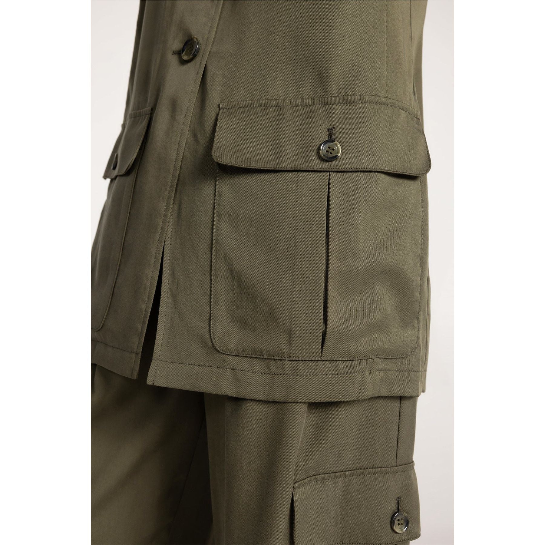 Barcelona Vest – Mediterranean Olive