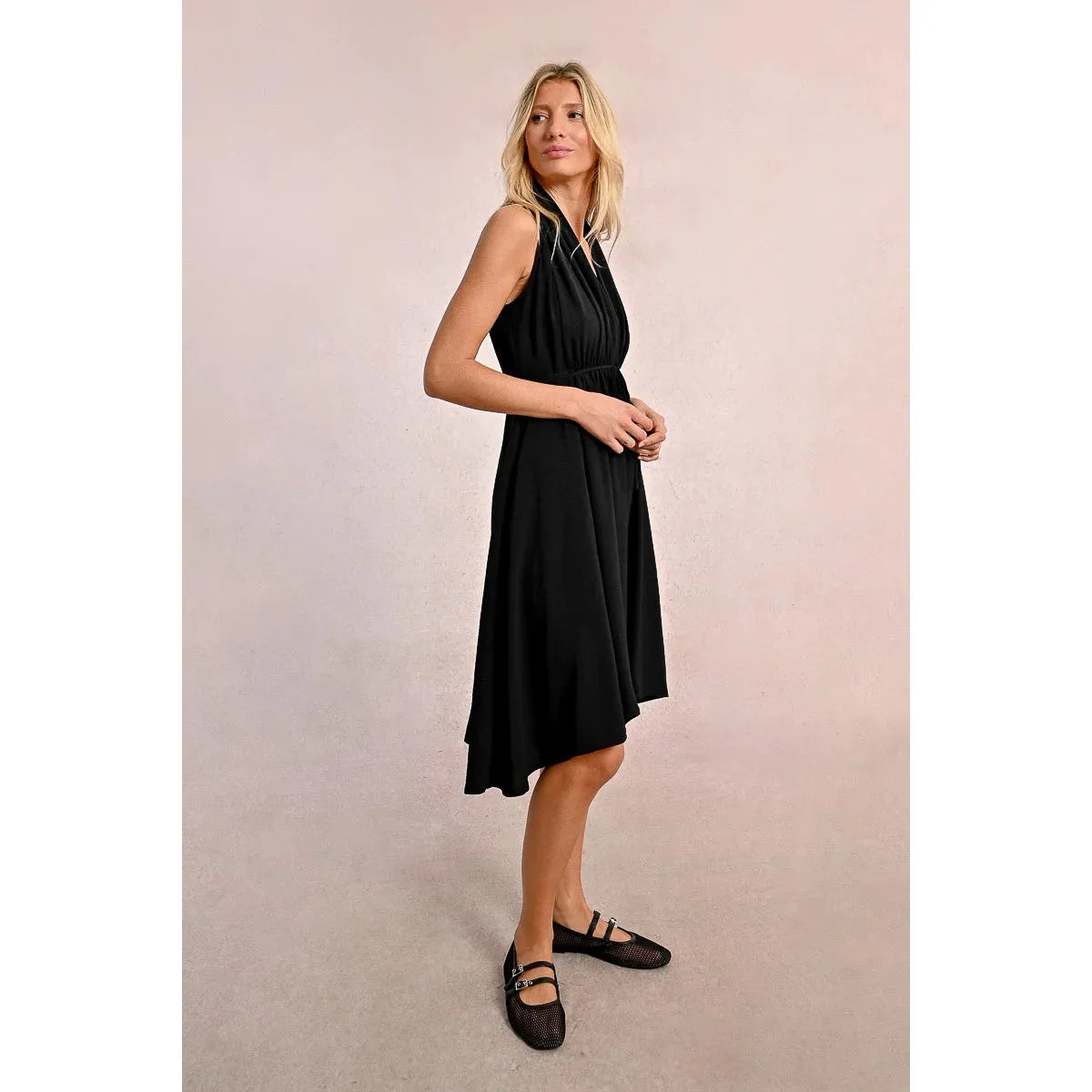 Black Pleated Sleeveless Mini Dress