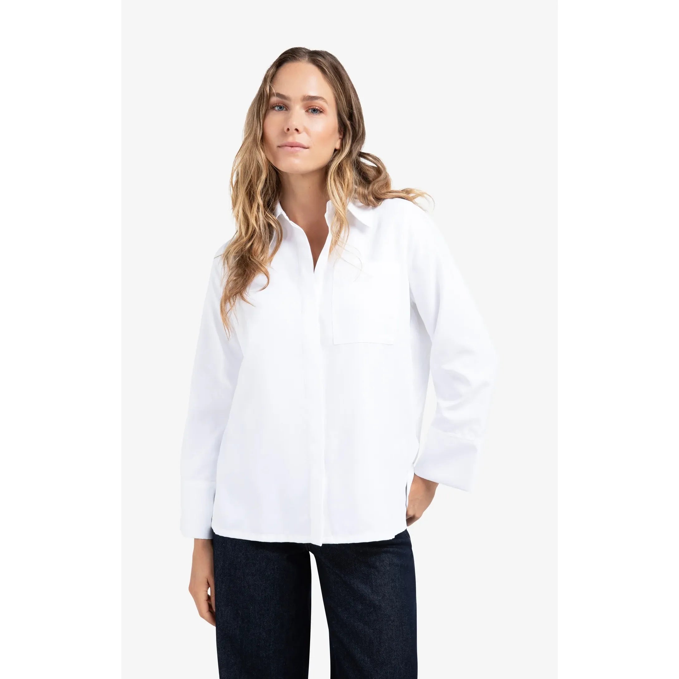 Soft oversized blouse with wide cuffs and chest pocket