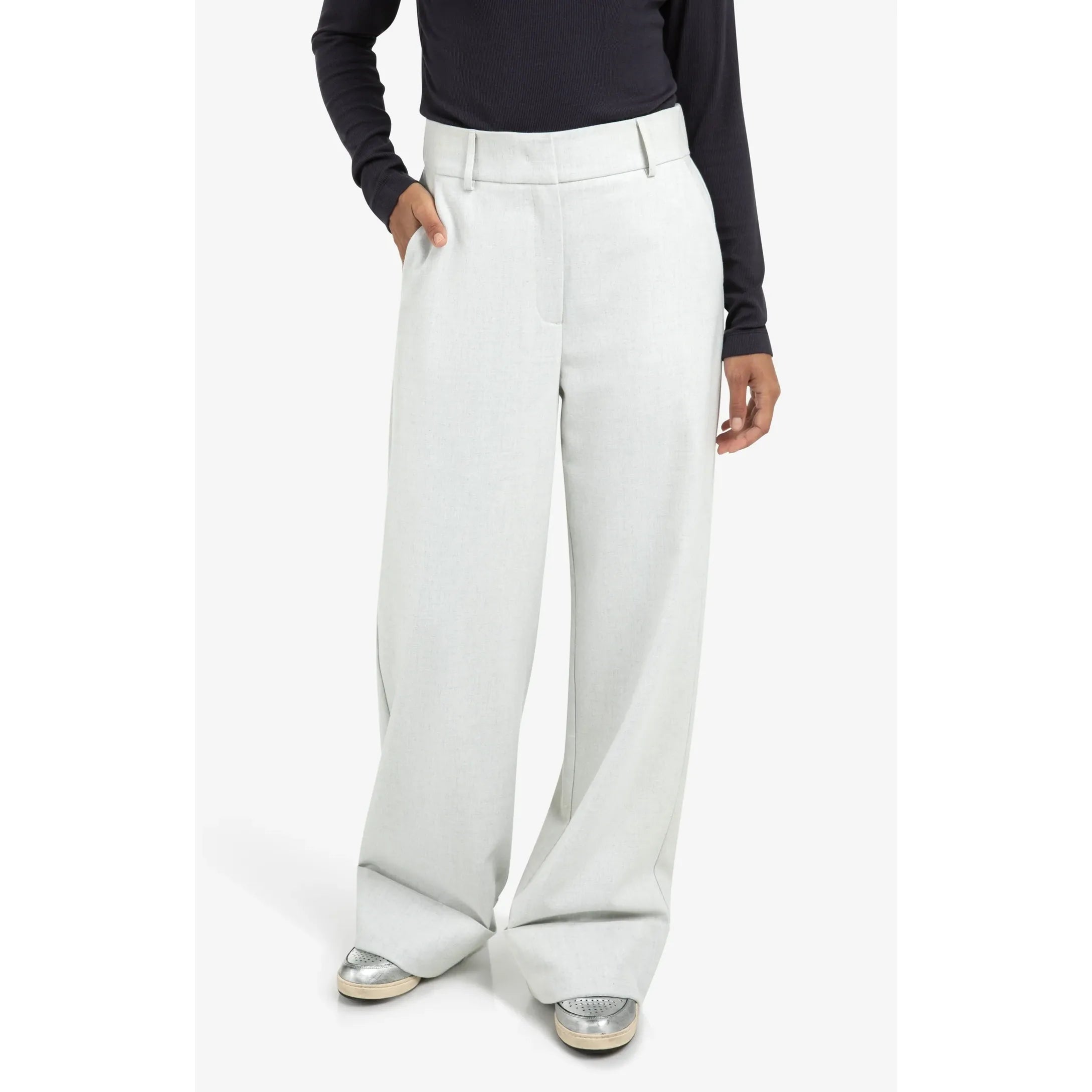 Soft structured Trousers with Big Turn-Ups