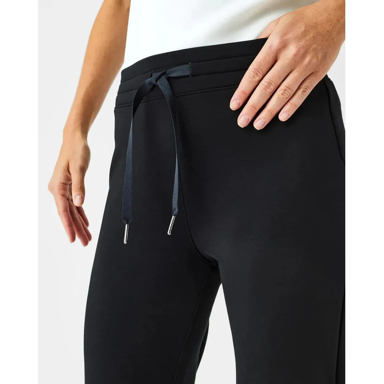 SPANX® AirEssentials Tapered Pant