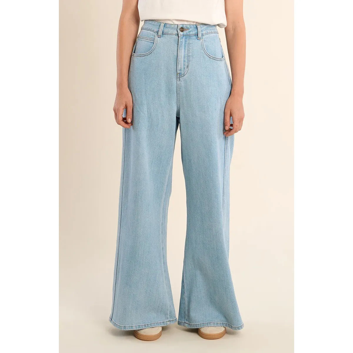 Riviera Wide-Leg Jean