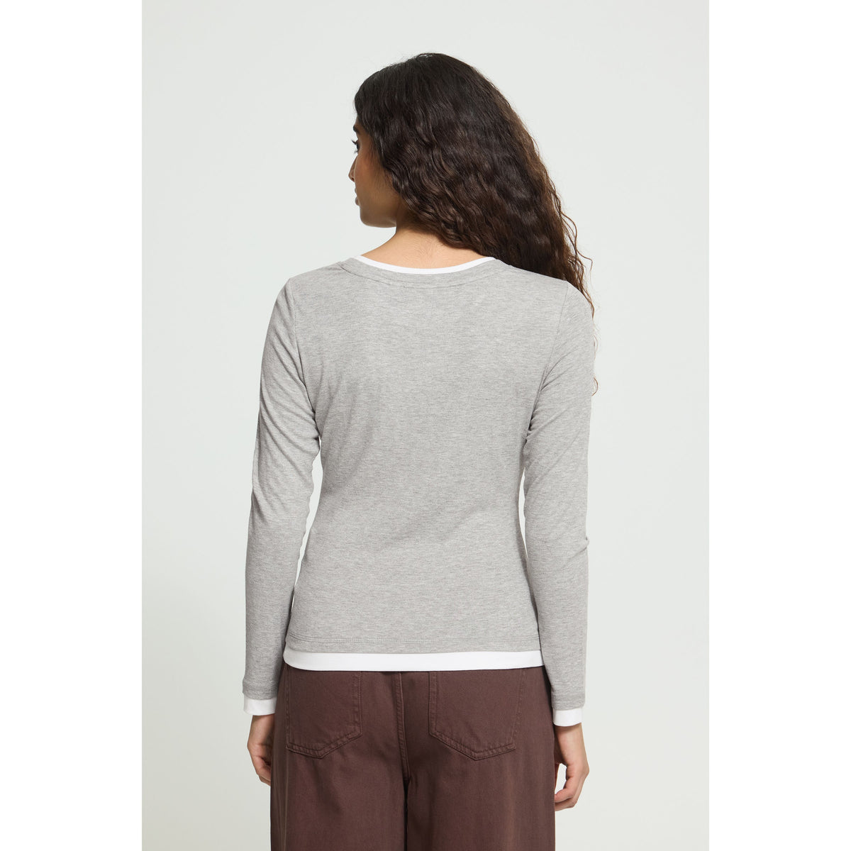 IHNELLAYA Shirt