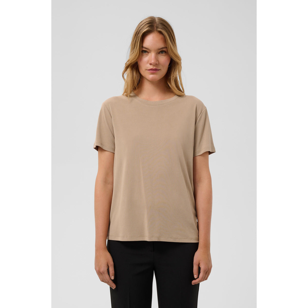 Columbine Crew-neck Tee
