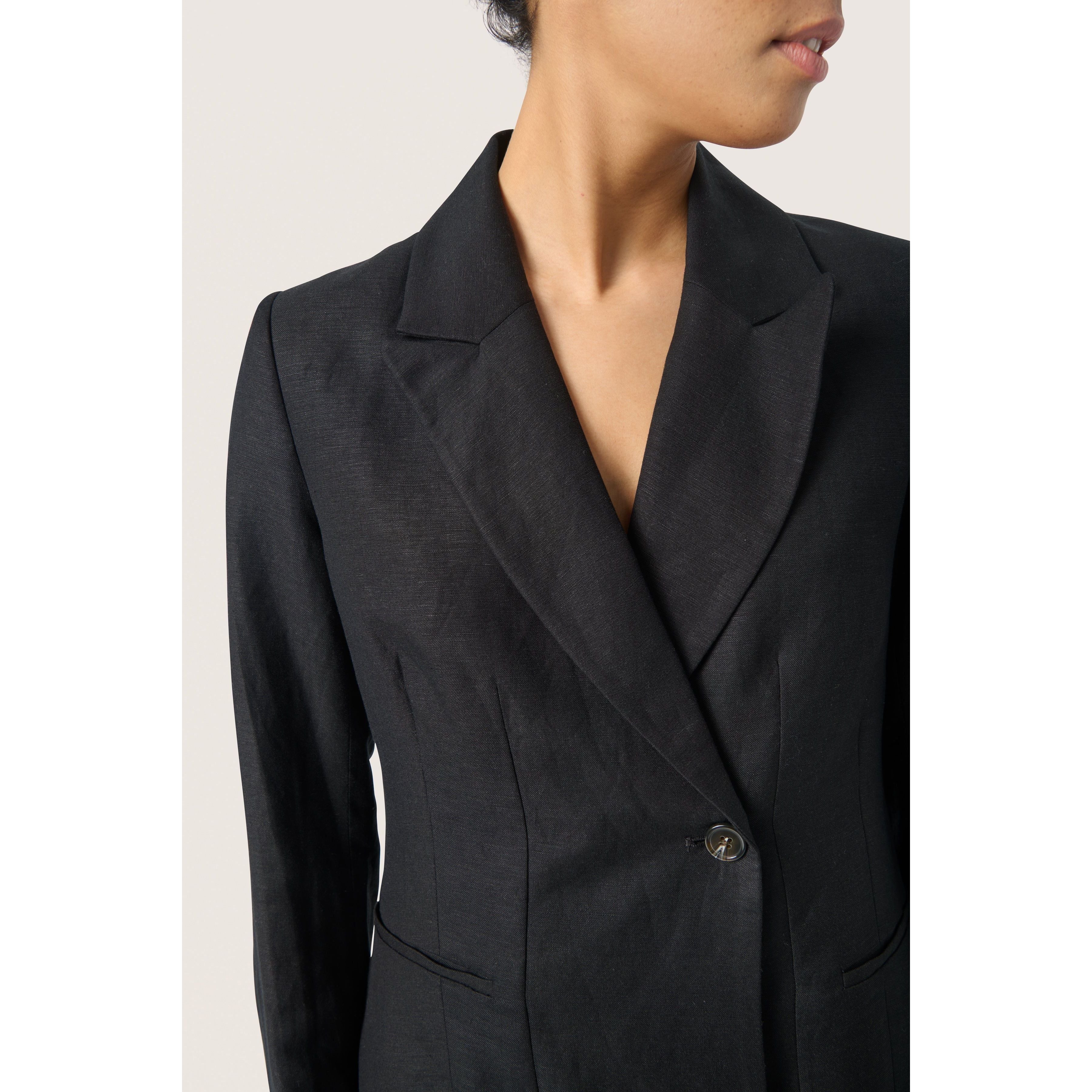 Malia Fitted Blazer