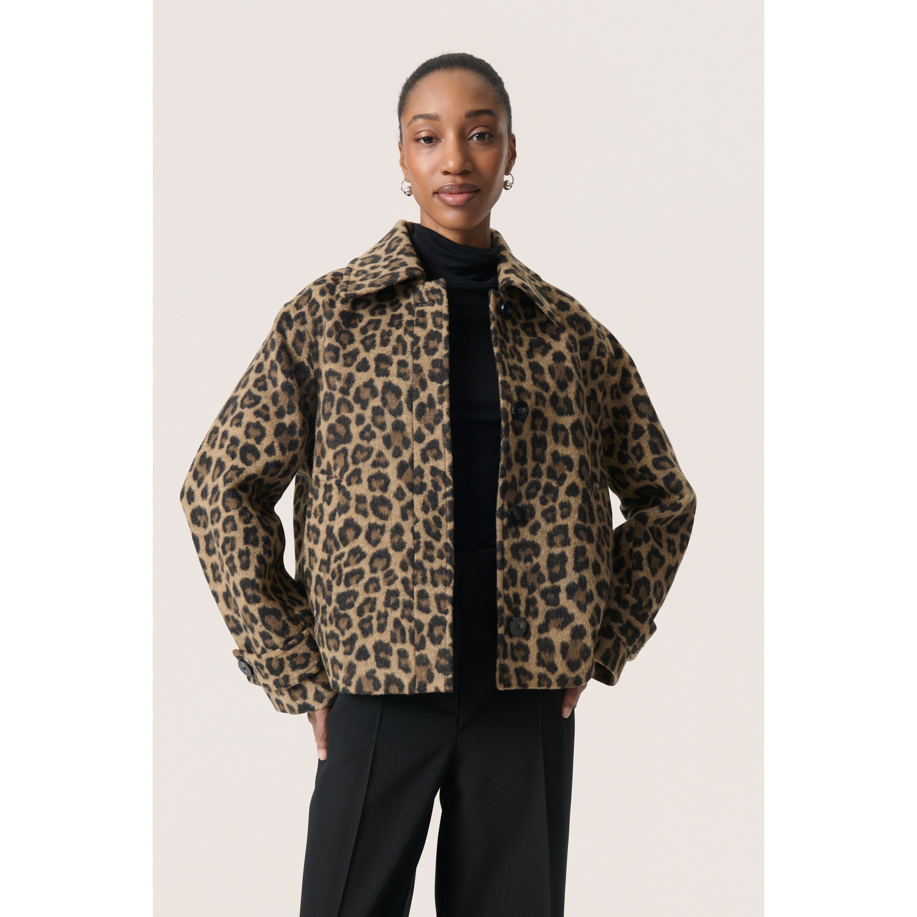 Leony Akeleje Jacket – Leopard Print