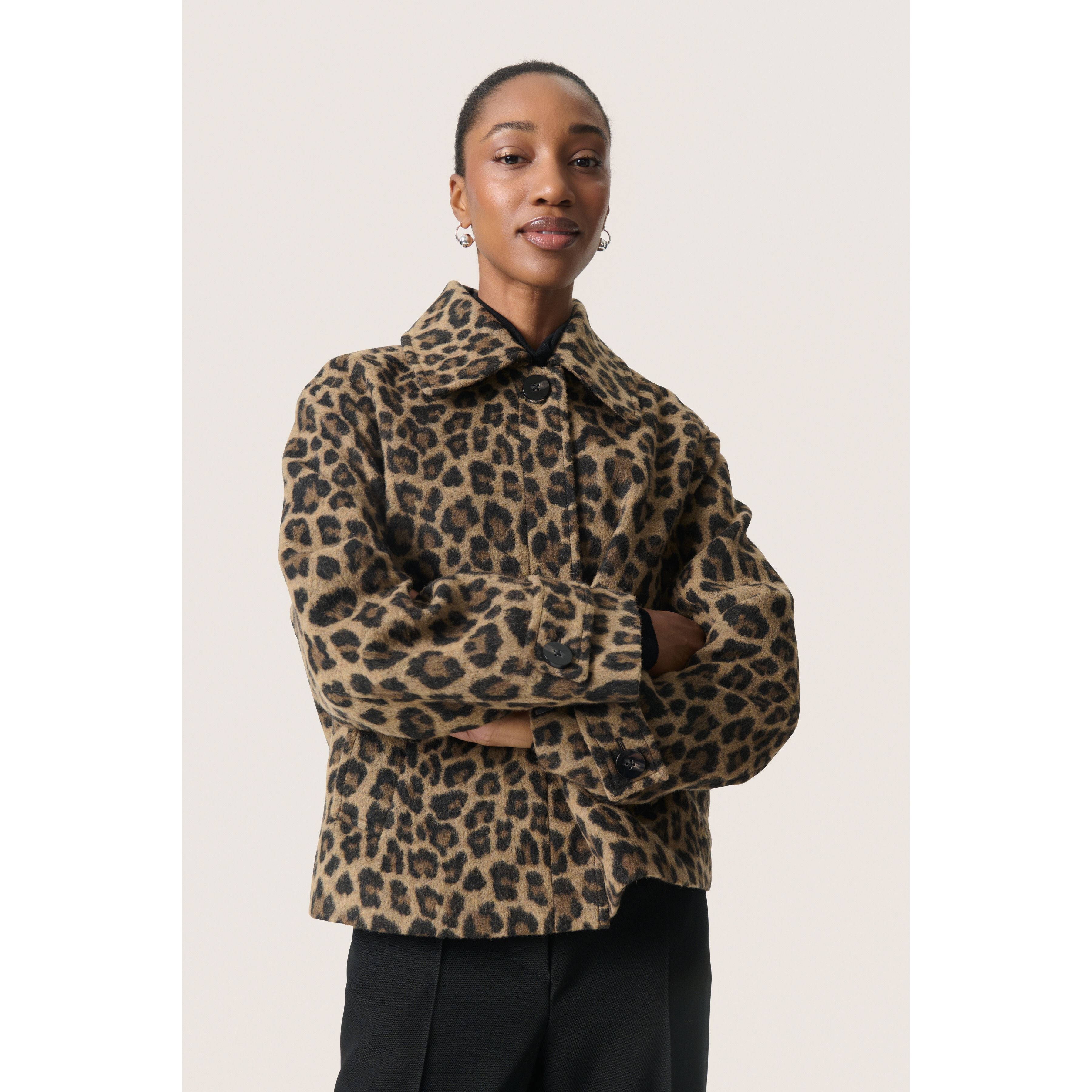 Leony Akeleje Jacket – Leopard Print