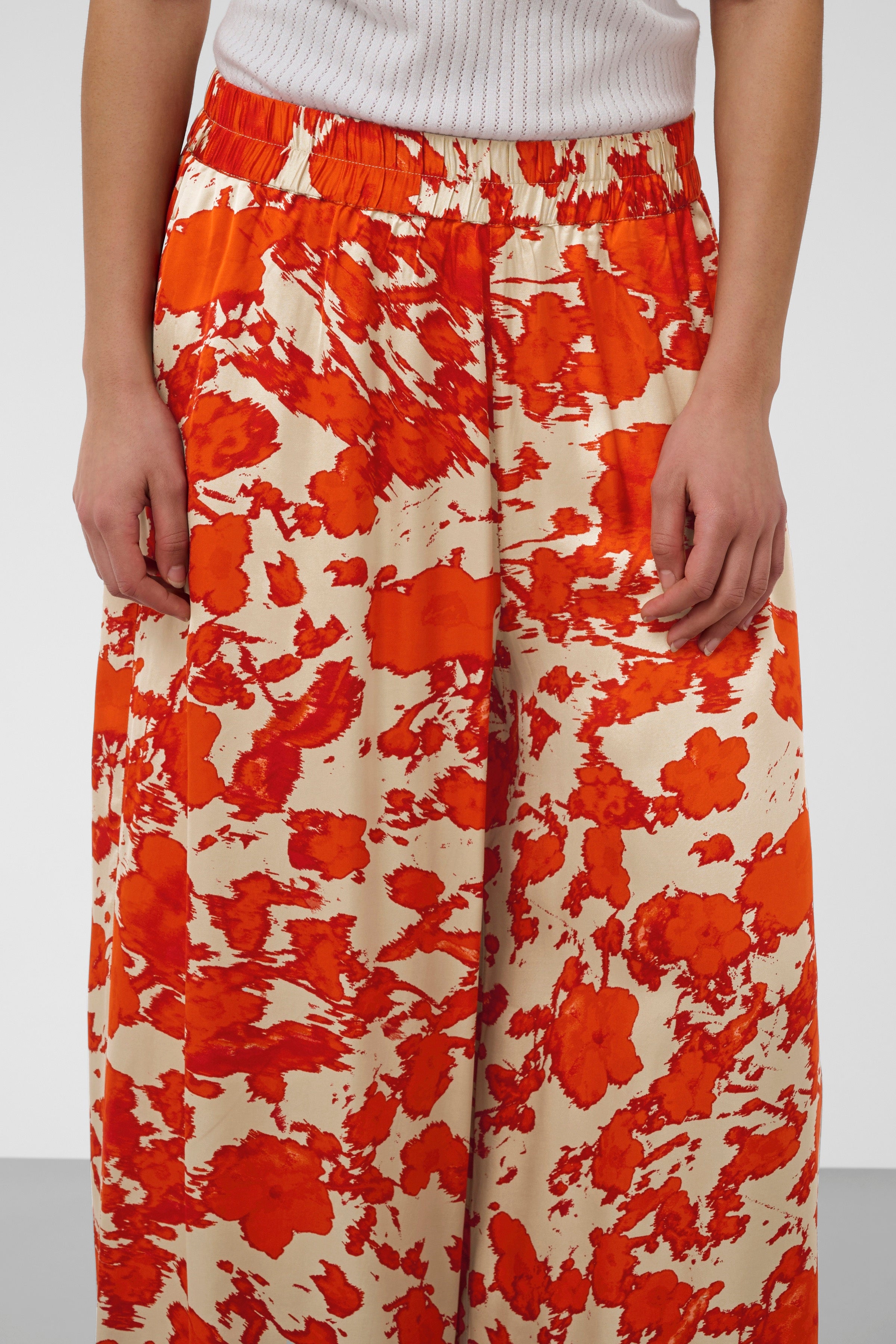 SLClero Floral Printed Pants
