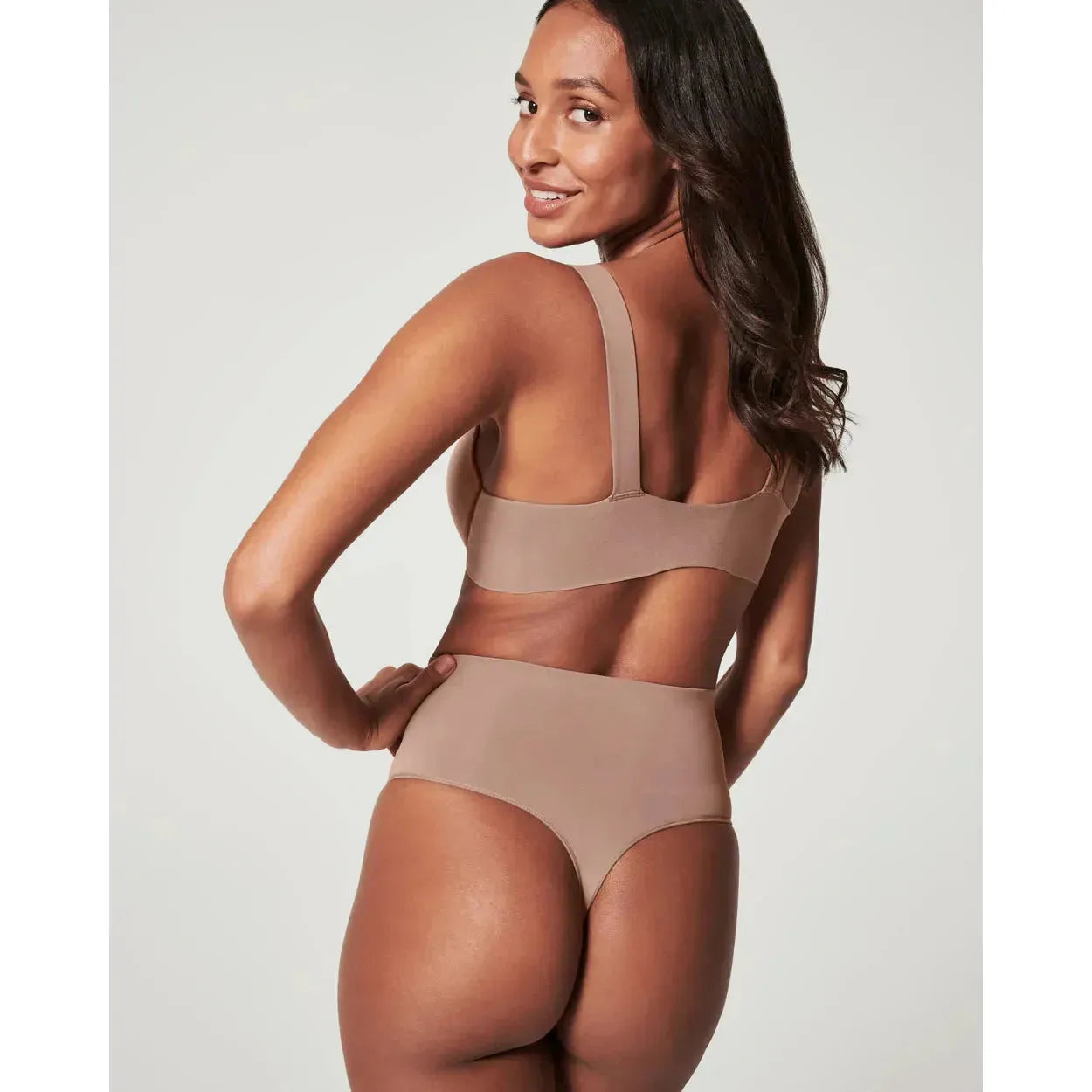 Everyday Seamless Shaping Thong