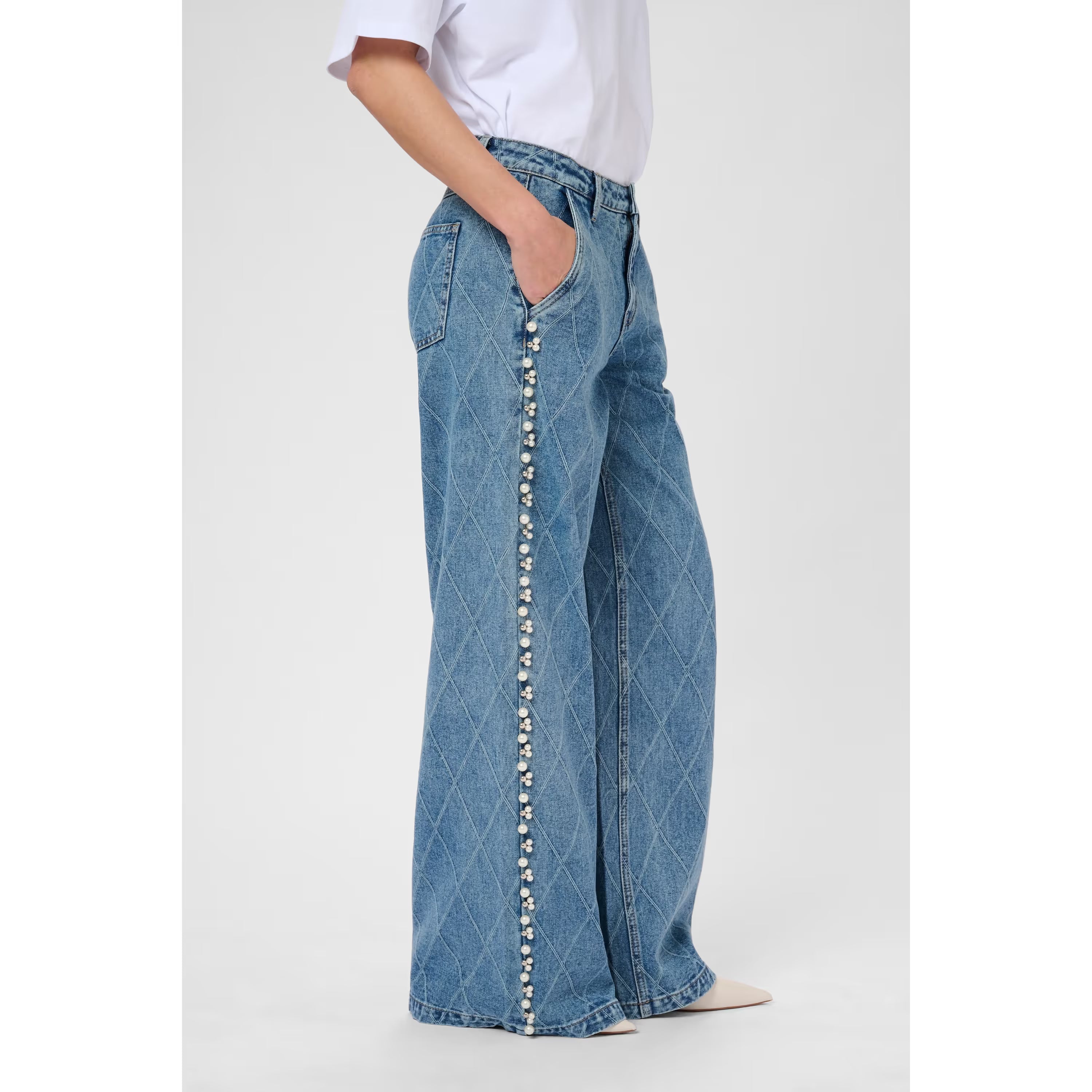 Alys Jeans with Pearls