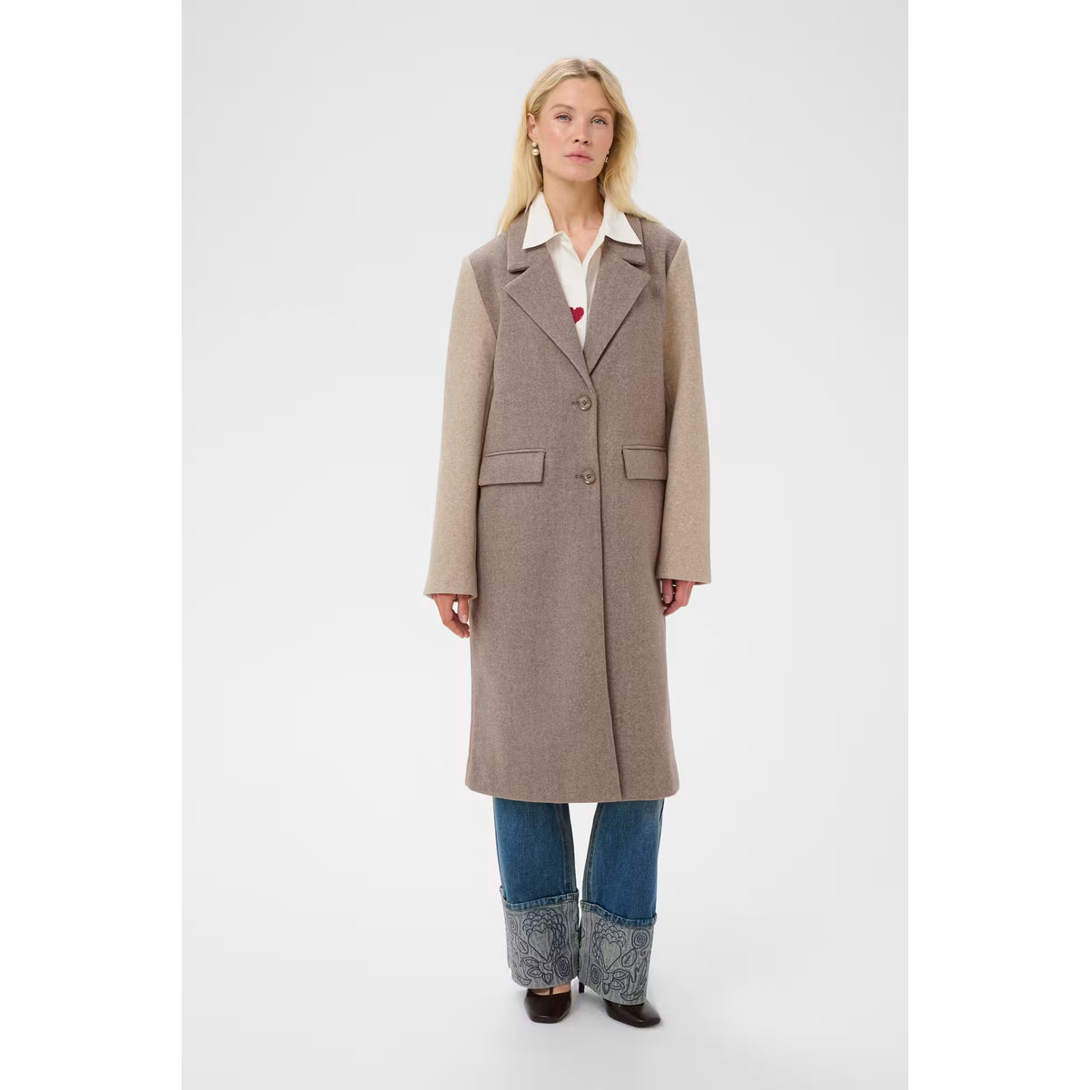 CUrivala Coat