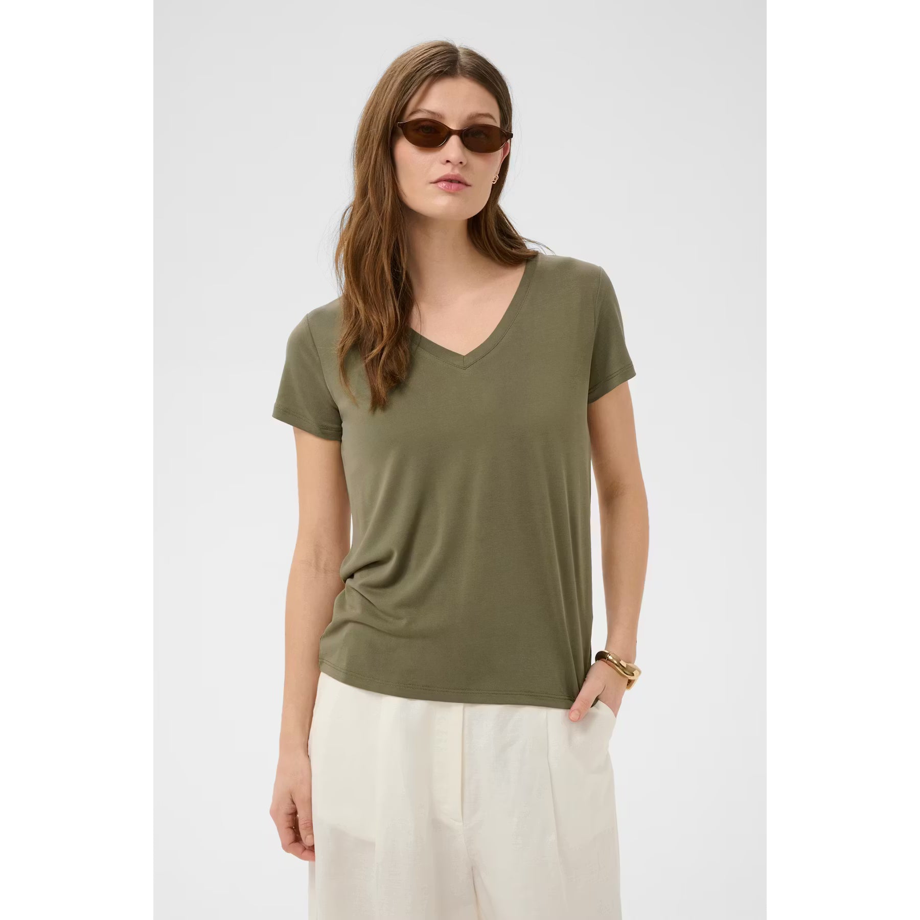 Columbine V-Neck Tee