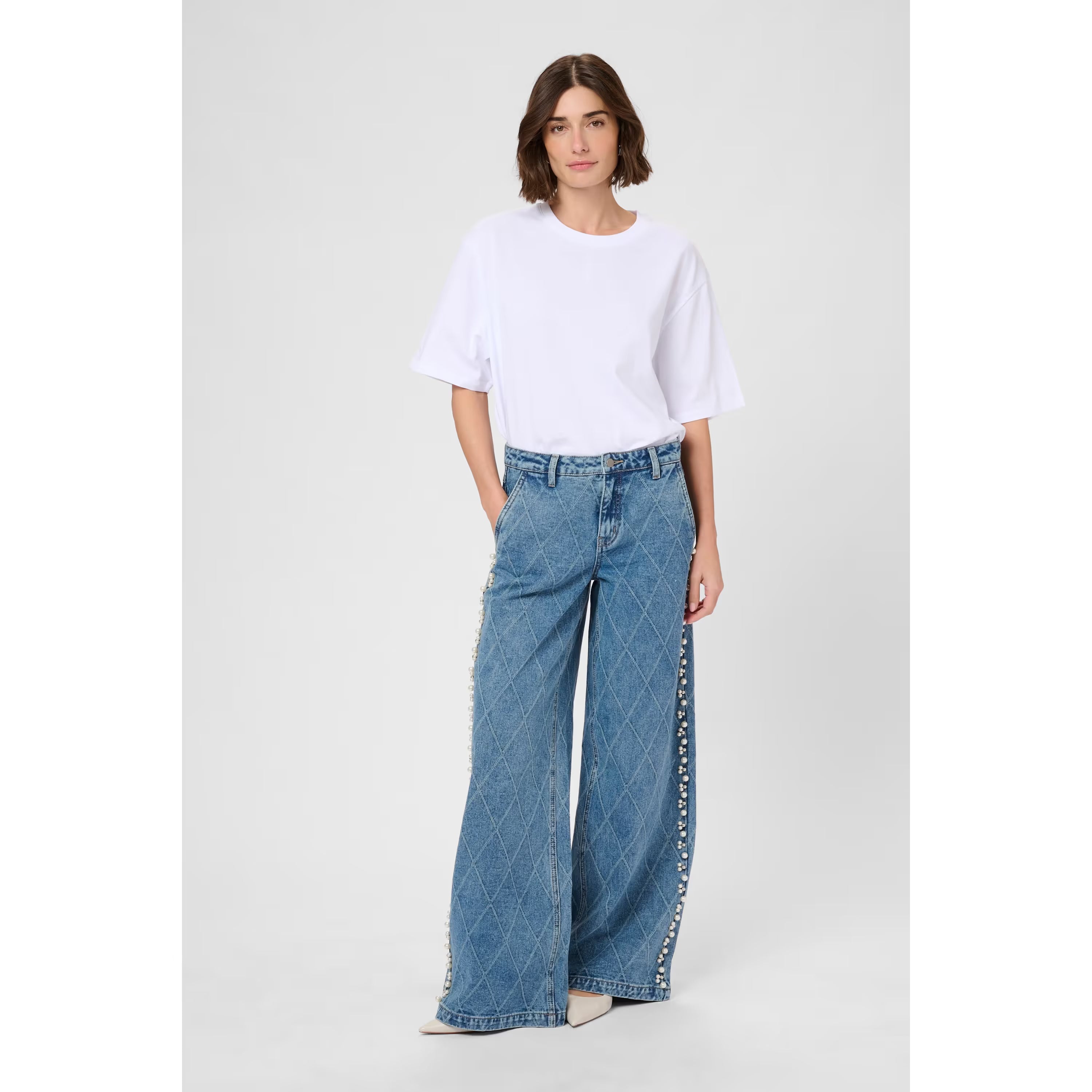 Alys Jeans with Pearls