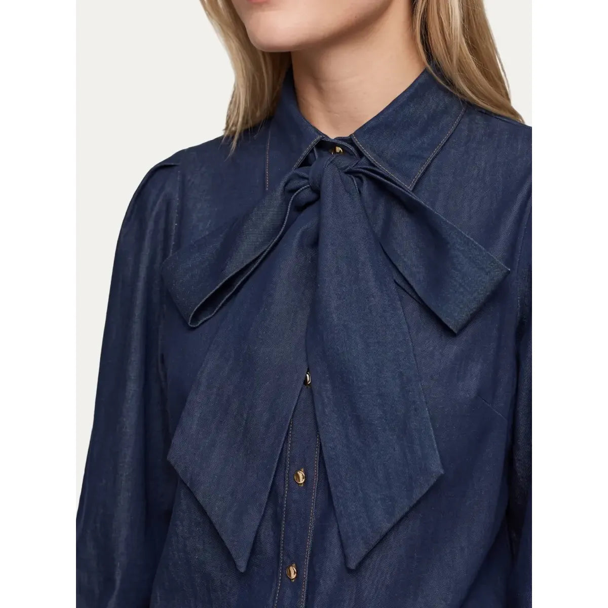 Lissa Blouse