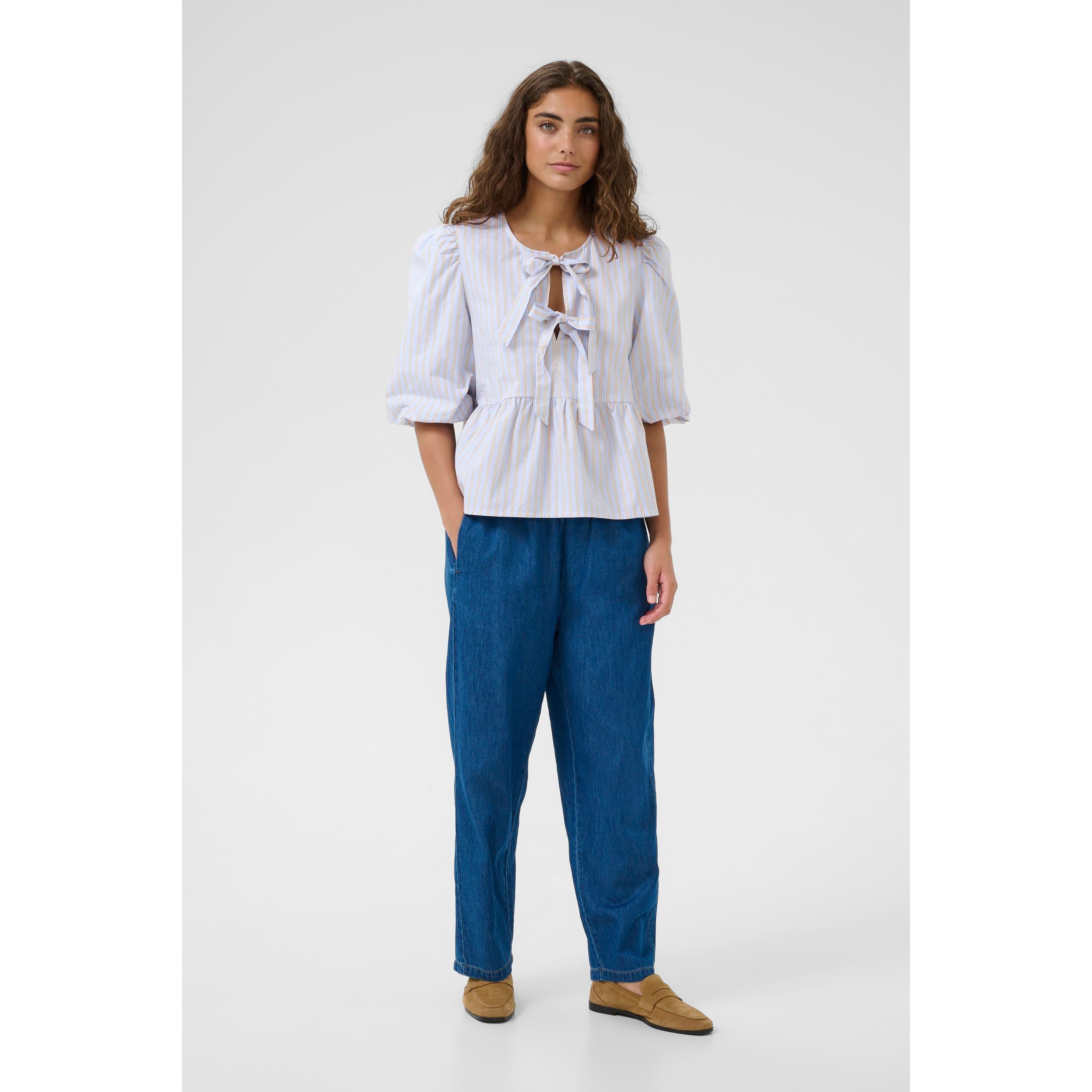 CUelia Blouse