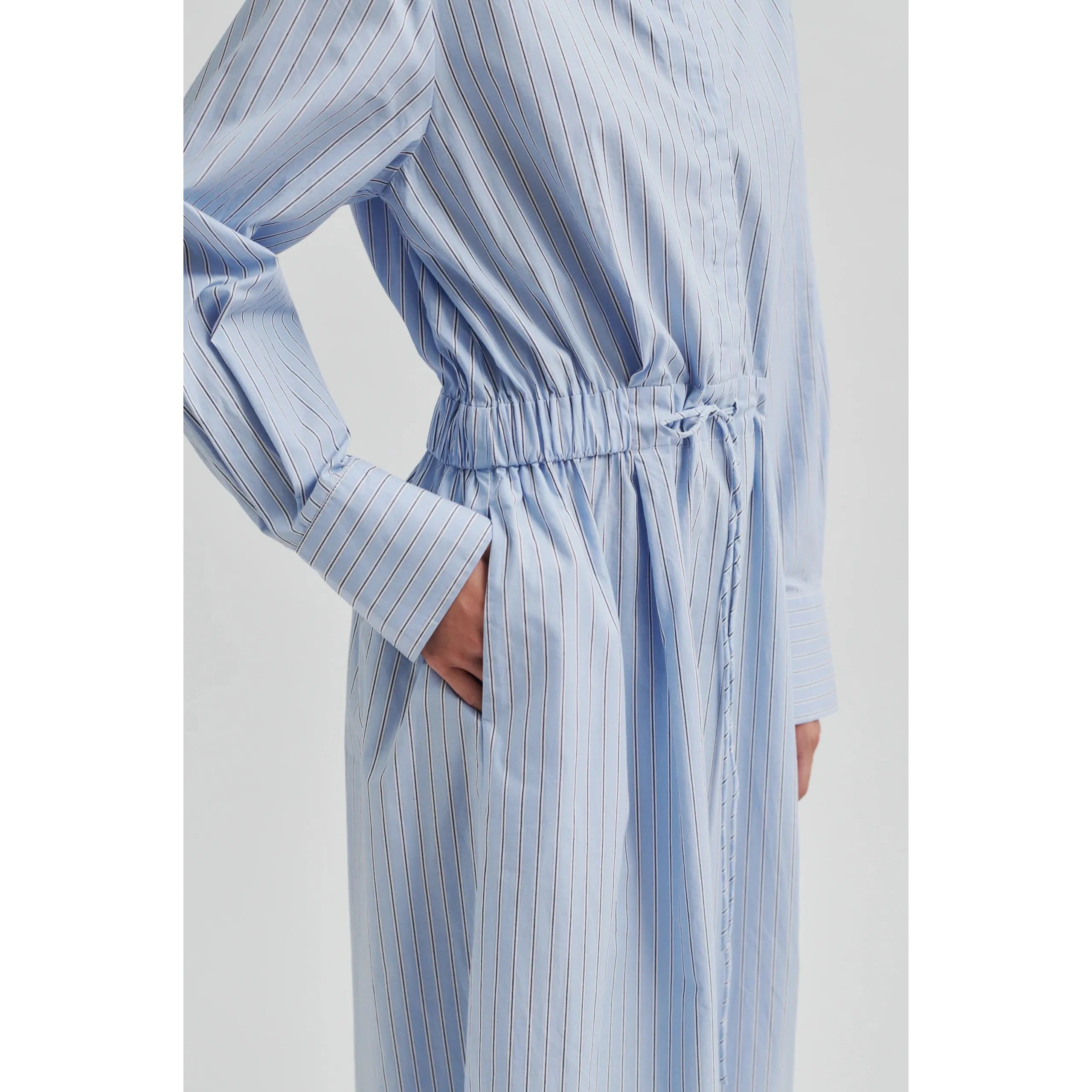 Alanis Dress