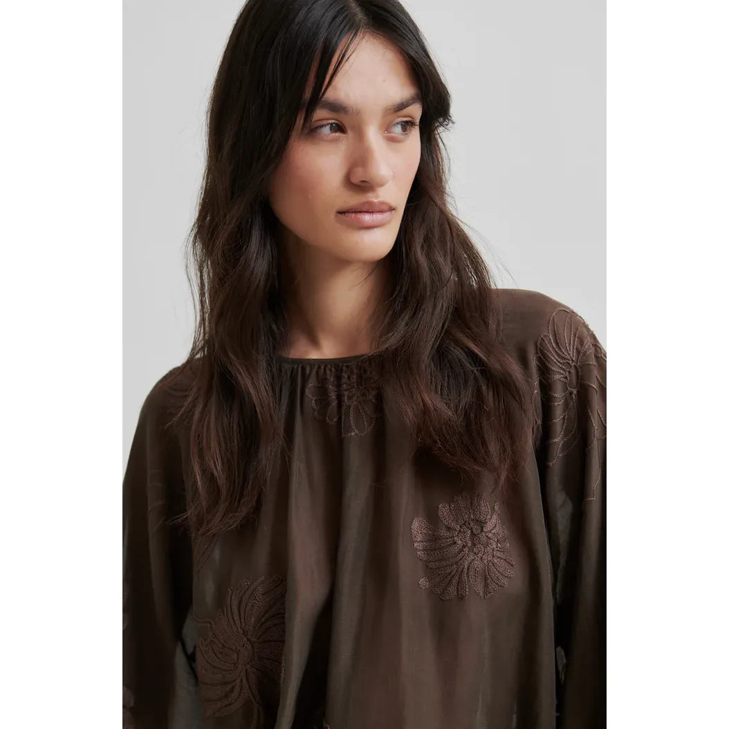Veria Blouse