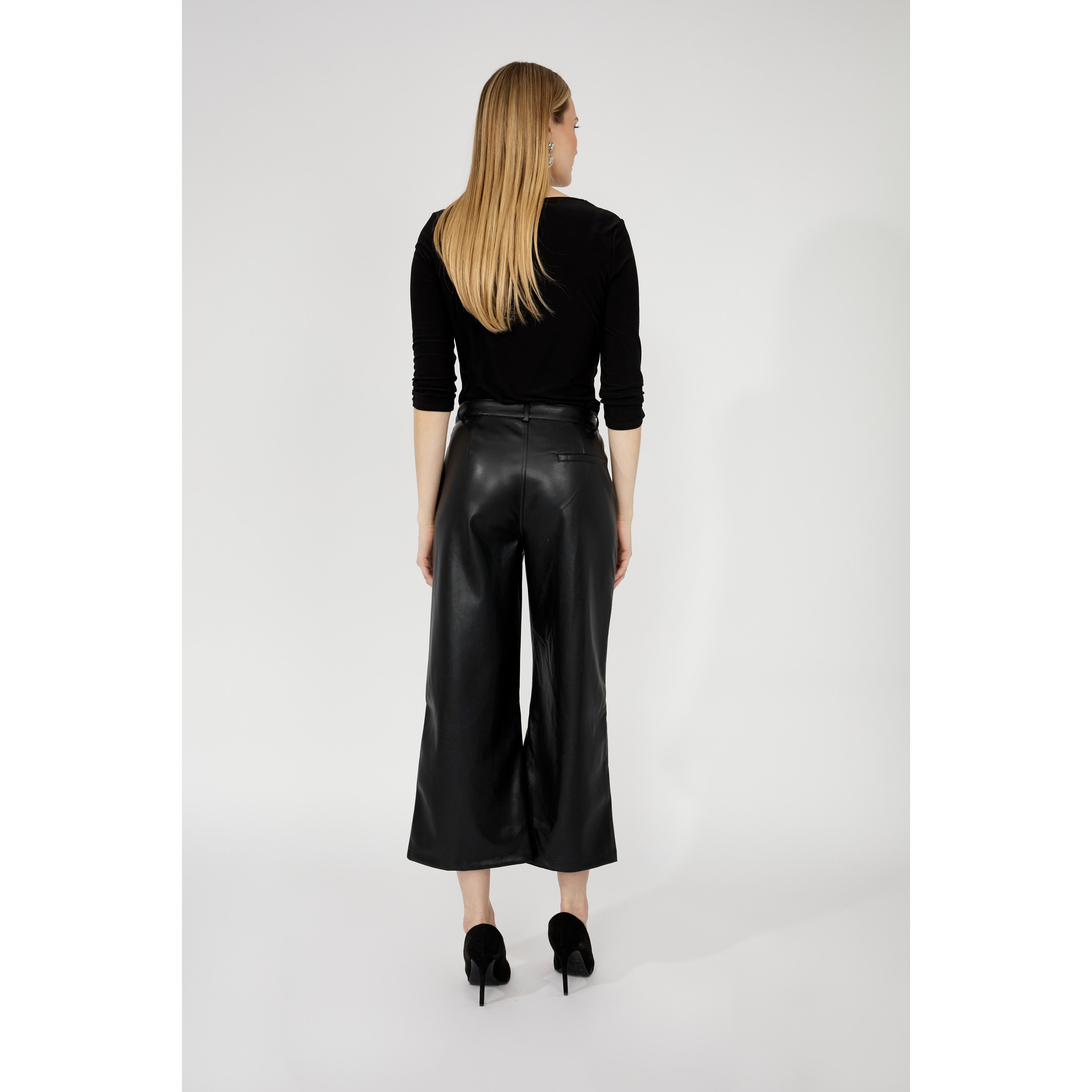 Frank Lyman Trousers - Style 253800