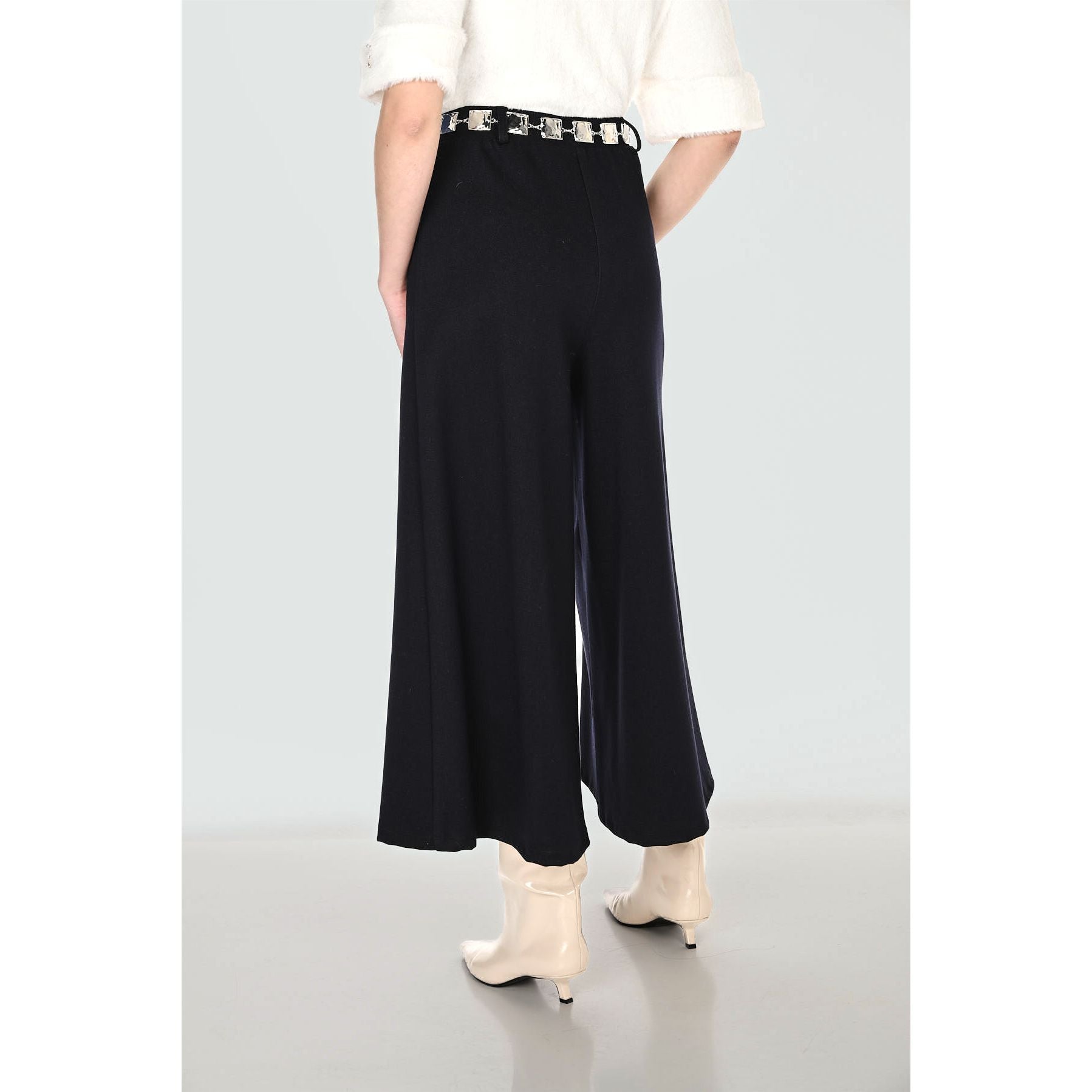 Knit Culotte Pants – Style 263186