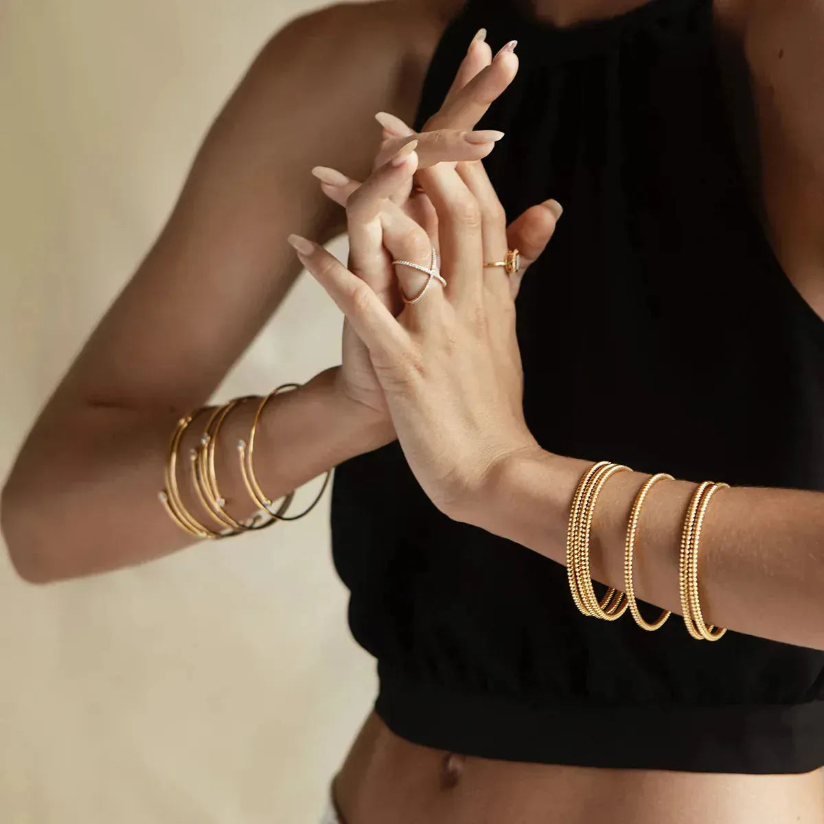 Twisted Bangle |Gold